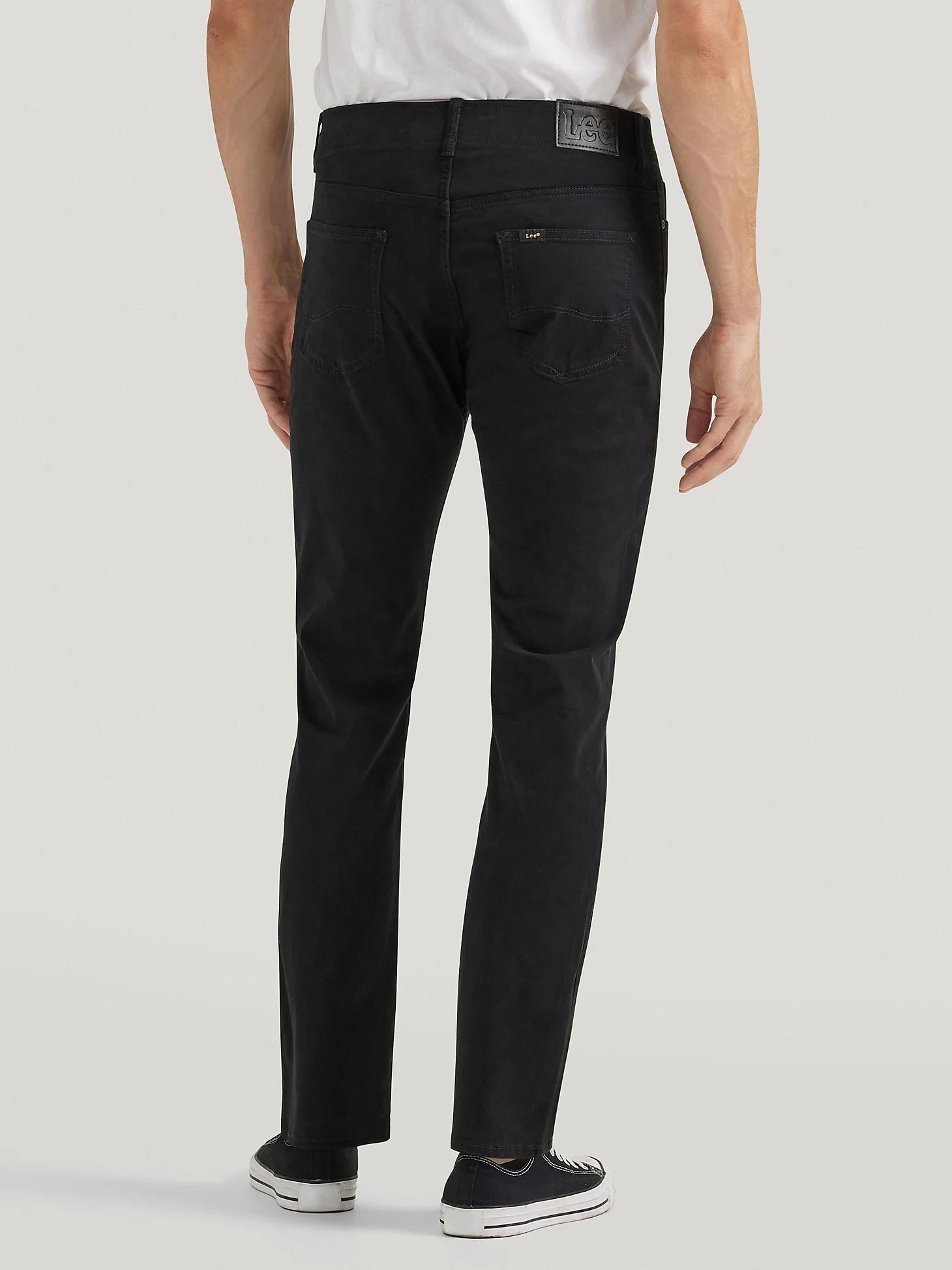 Men's Extreme Motion Slim Straight Jean | Lee® Product Image