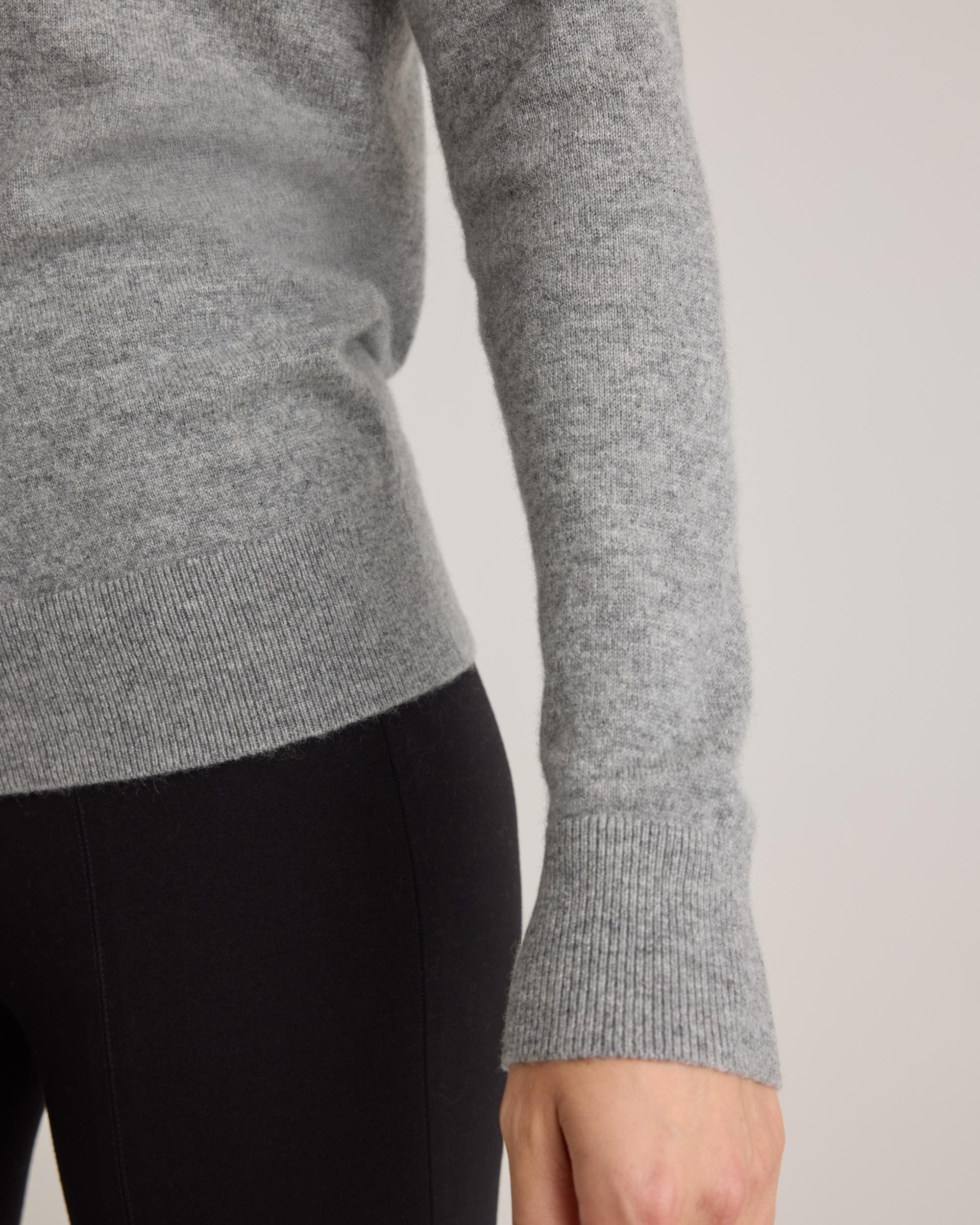 Quince | Women's Mongolian Cashmere Sweater Size XS Product Image