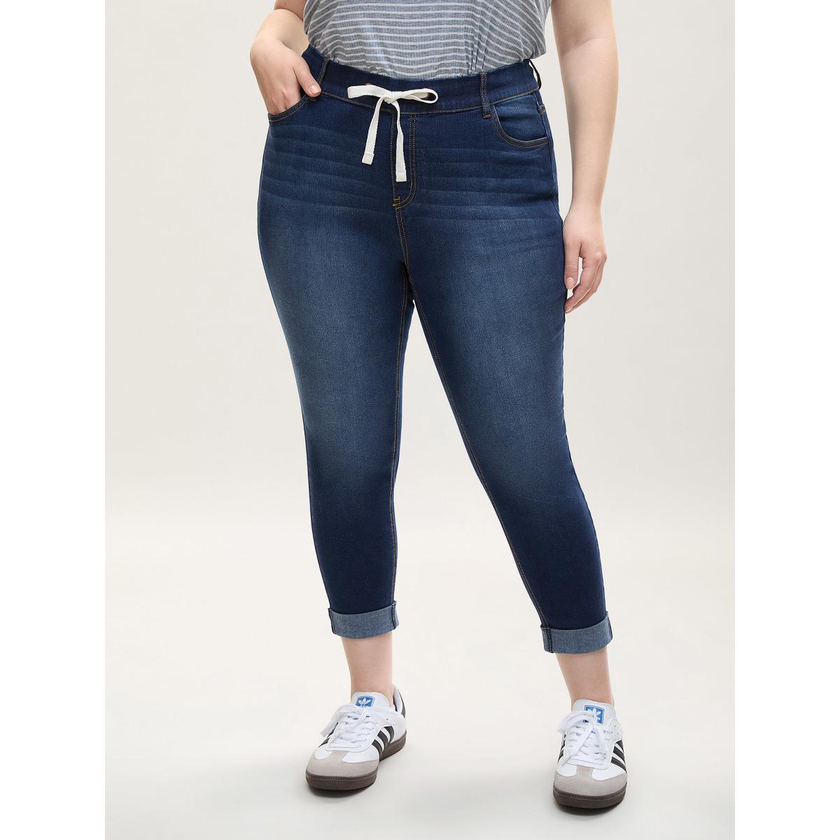 Plus Size Rolled Hem Cropped Skinny-Fit Jeans Women Denimindigo Leisure Medium stretch Slanted pocket Jeans BloomChic 12/L Product Image