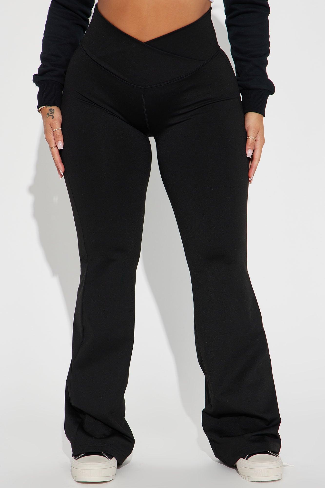 Adrianna Lounge Yoga Pant - Black Product Image