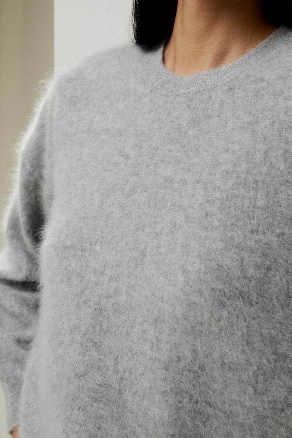 Brushed Cashmere Pullover Sweater Product Image