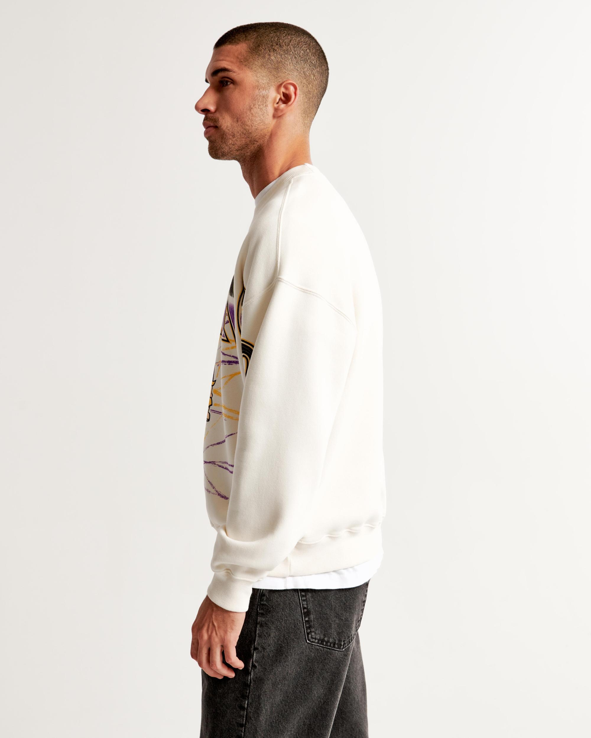 New England Patriots Graphic Crew Sweatshirt Product Image