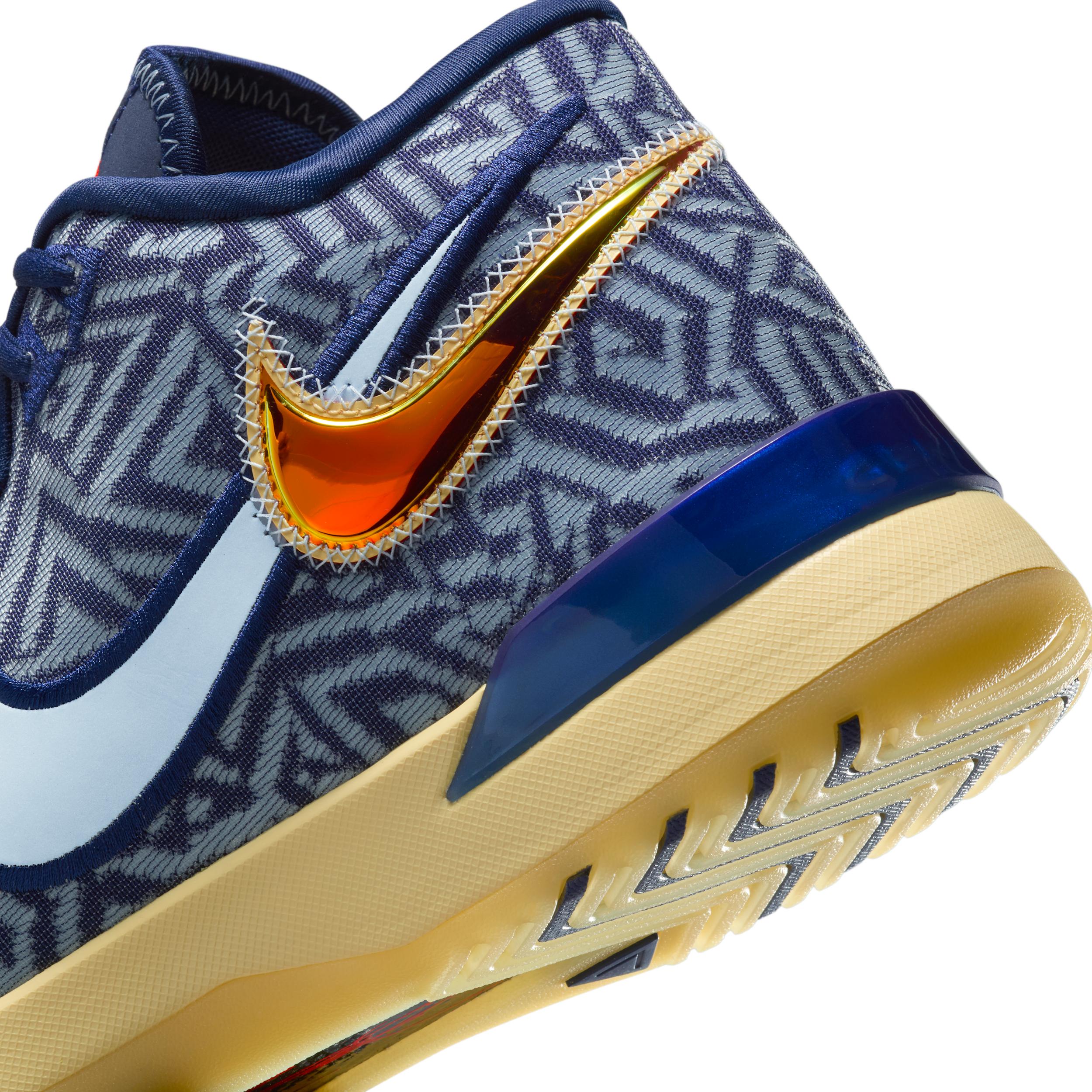 Nike Men's LeBron NXXT Genisus Basketball Shoes Product Image