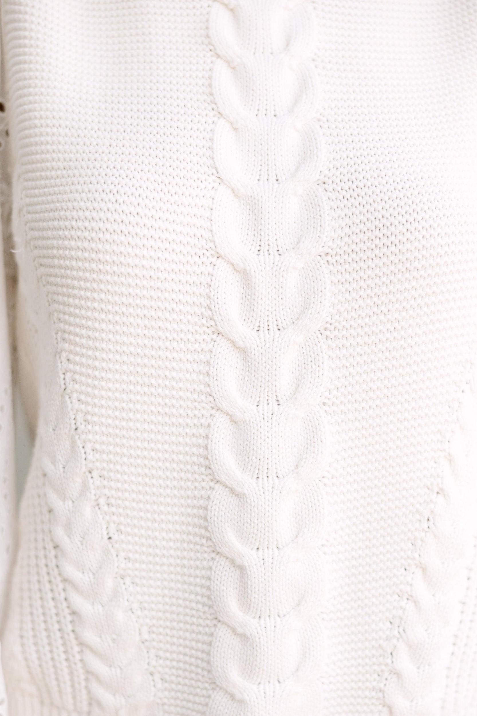 Fate: Heard About You WHite Eyelet Sweater Female Product Image