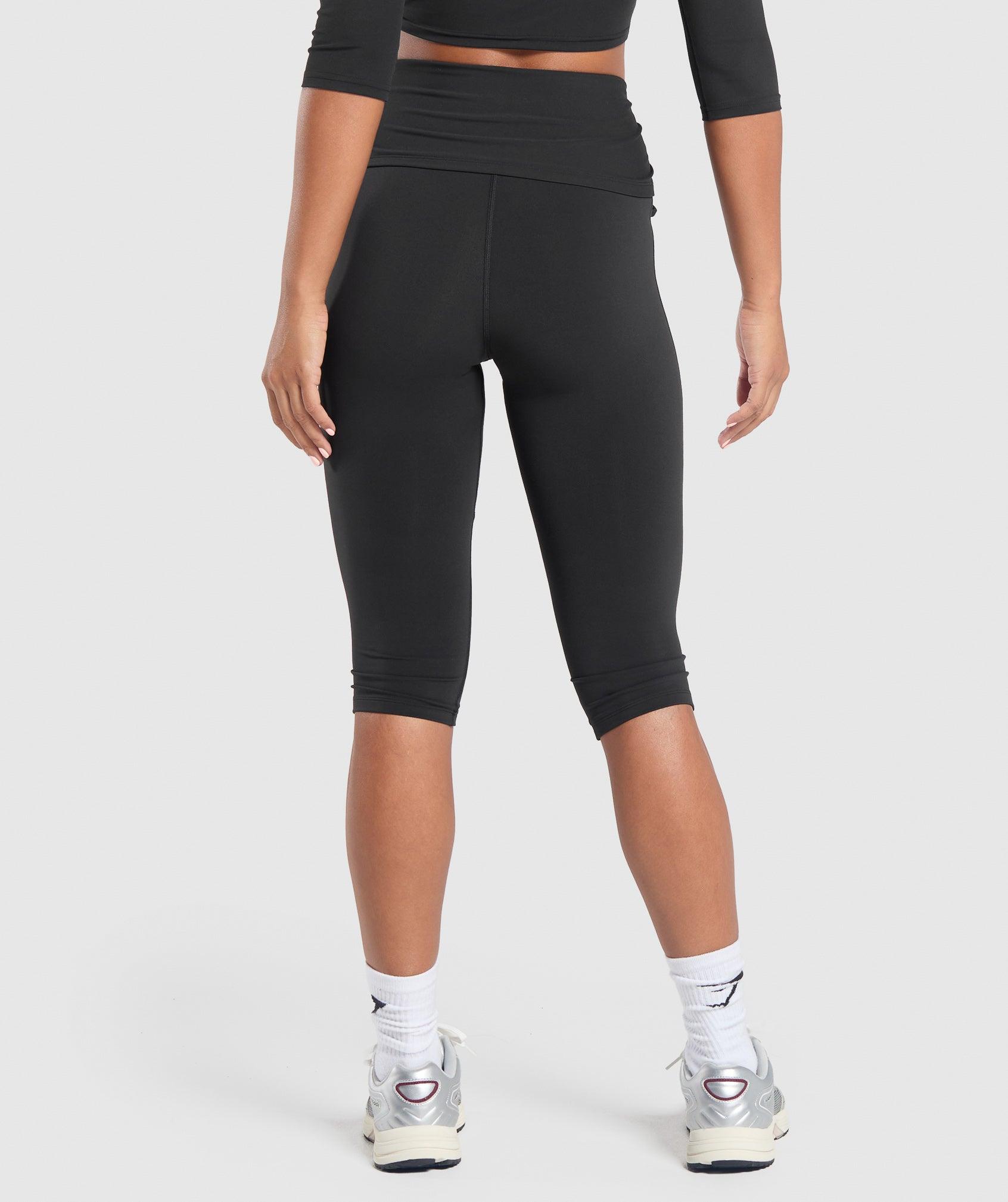 Ruched Capri Leggings Product Image