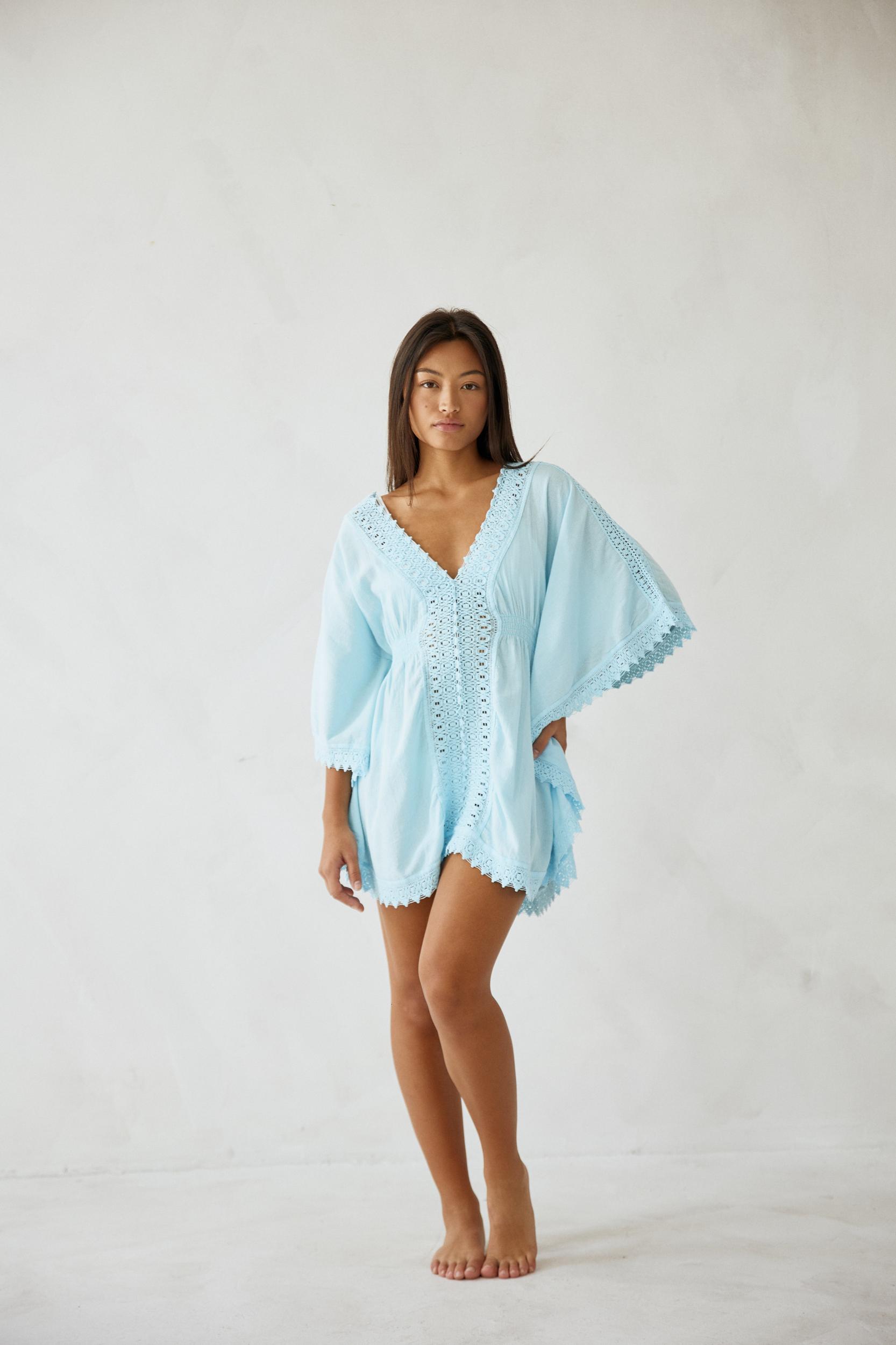 Aqua Cover Up Product Image