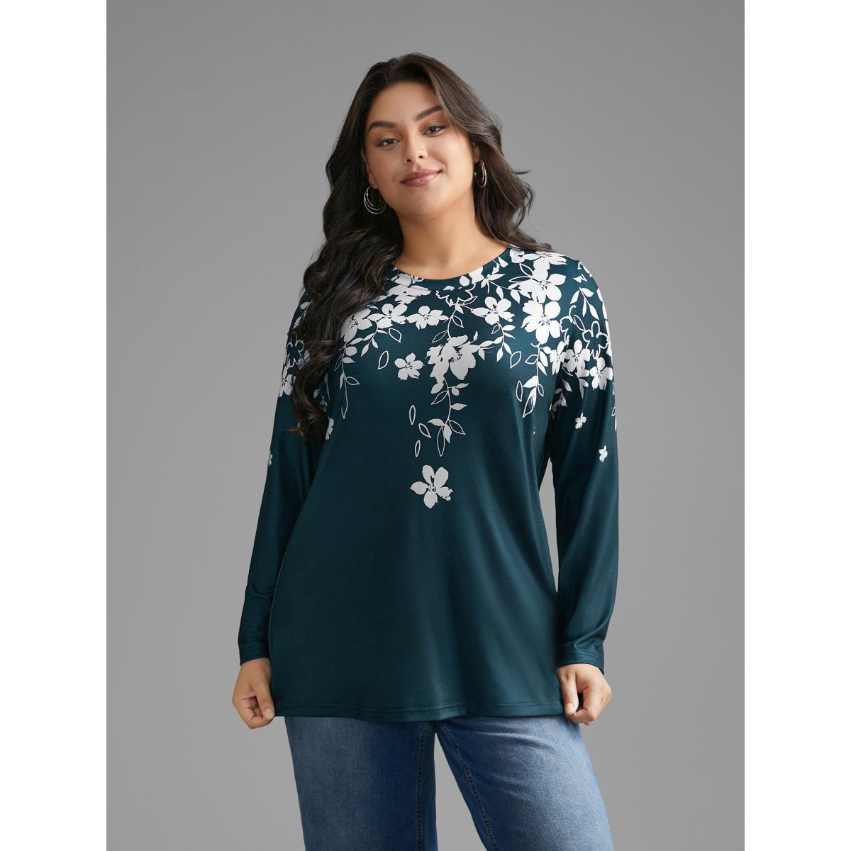 Plus Size Round Neck Boho Print T-Shirt Eggplant Women Casual Contrast Natural Flowers Round Neck Everyday T-shirts BloomChic 26/4X Product Image