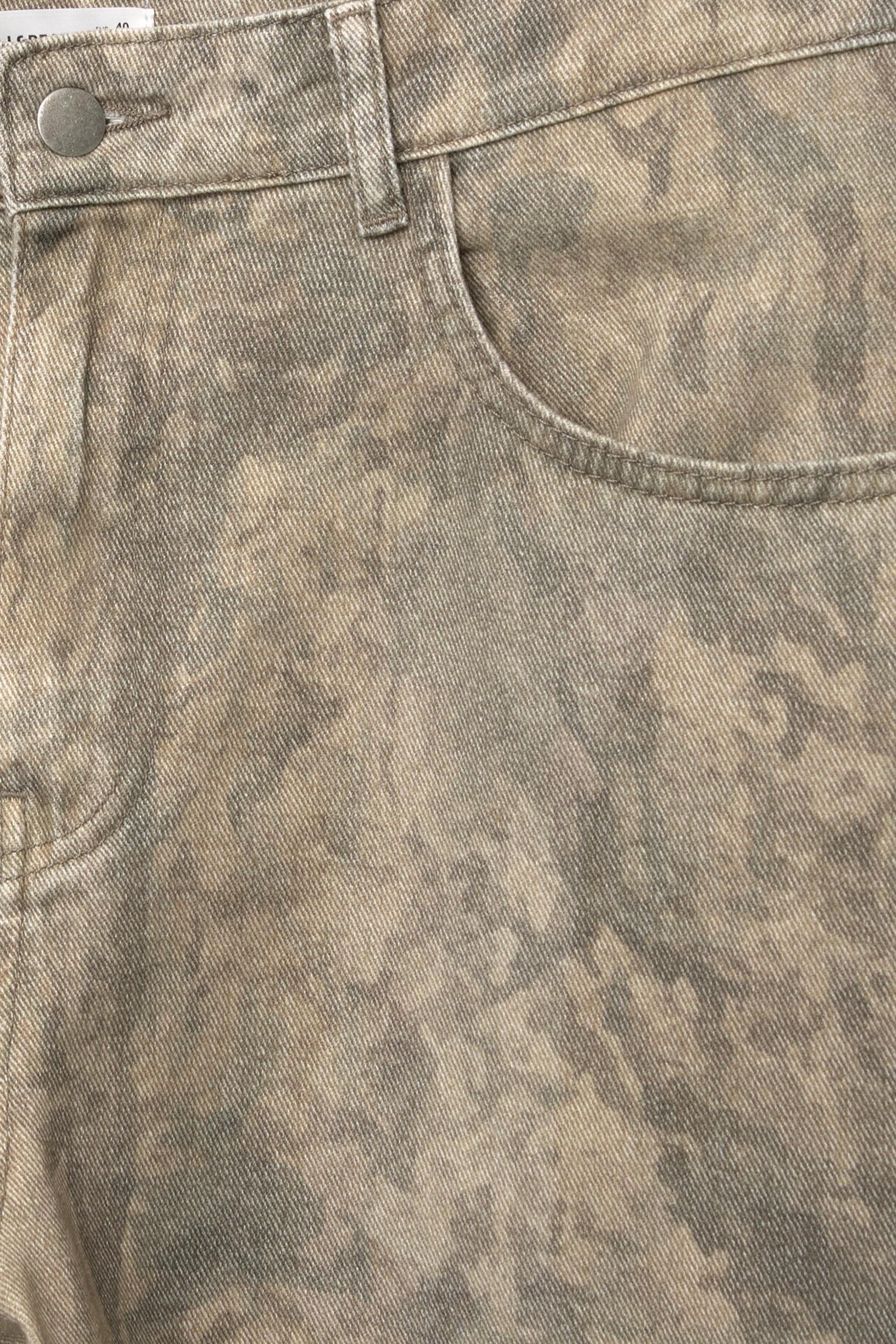 Printed baggy pants Product Image