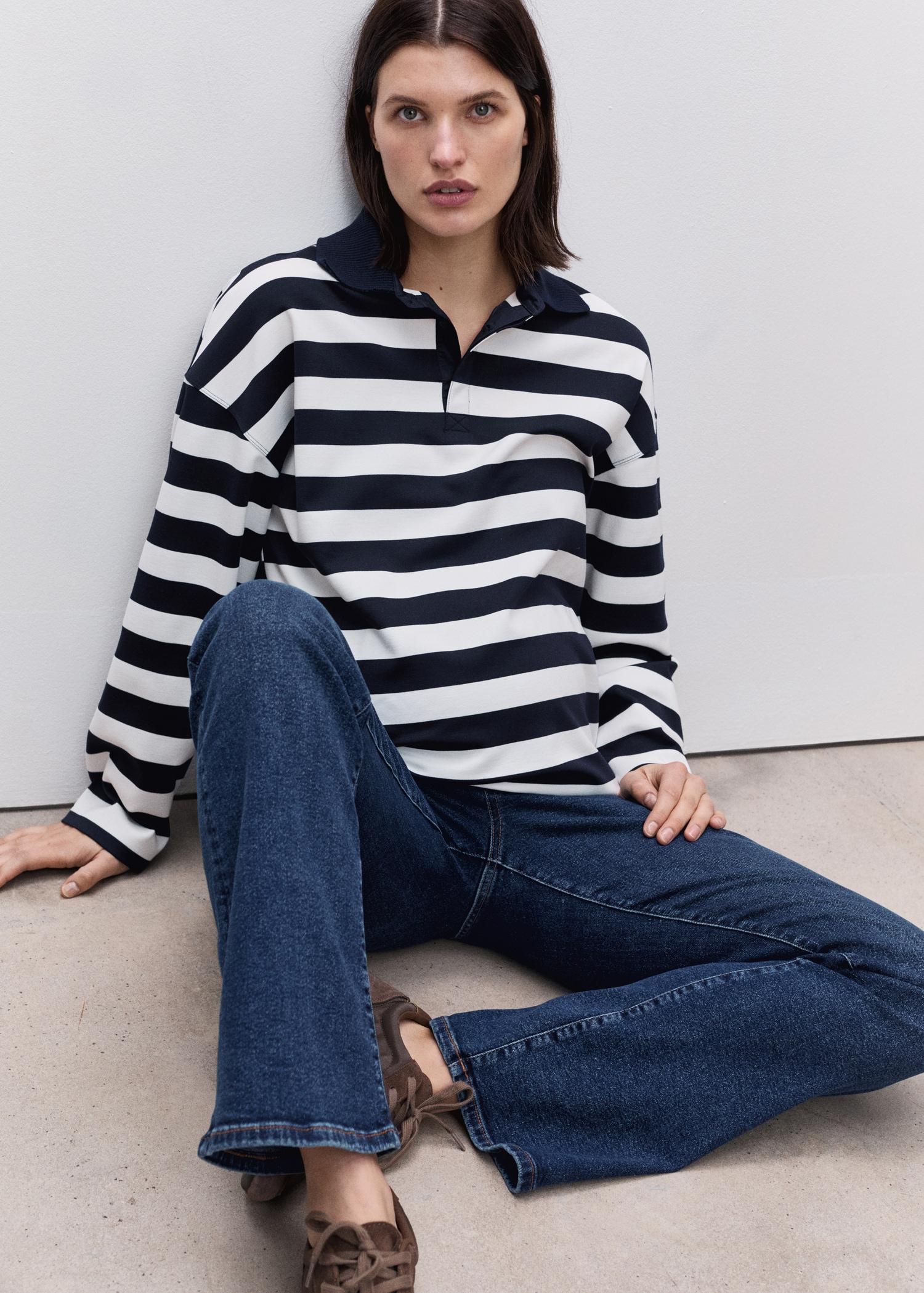 Maternity flared jeans - Women | MANGO USA Product Image