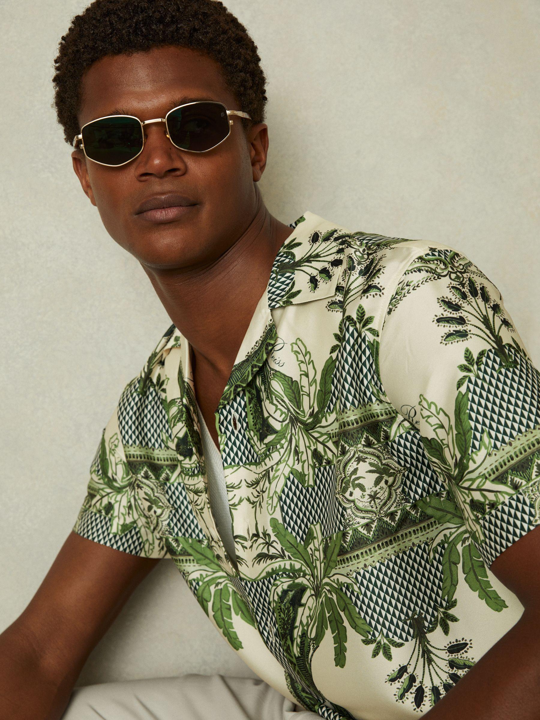 Lulu Bright Green Relaxed Palm Print Cuban Collar Shirt Product Image