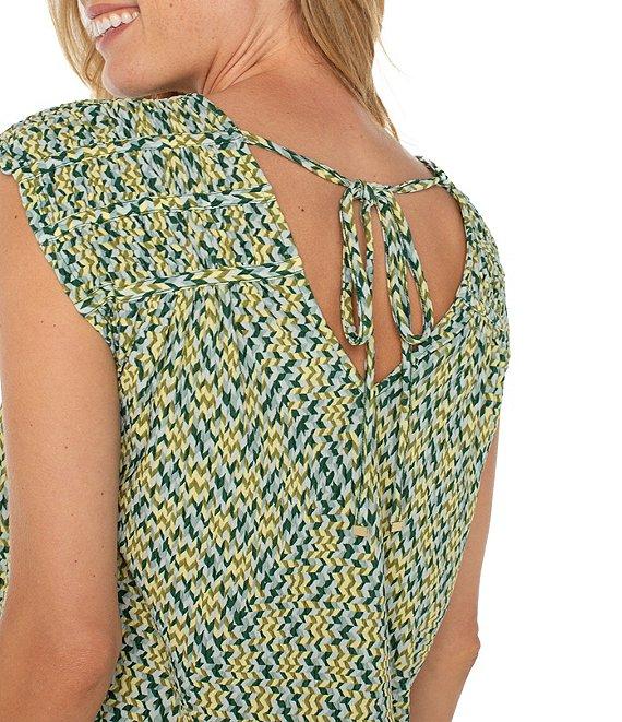 Liverpool Los Angeles Knit Chevron Print V-Neck Short Dolman Sleeve Top Product Image