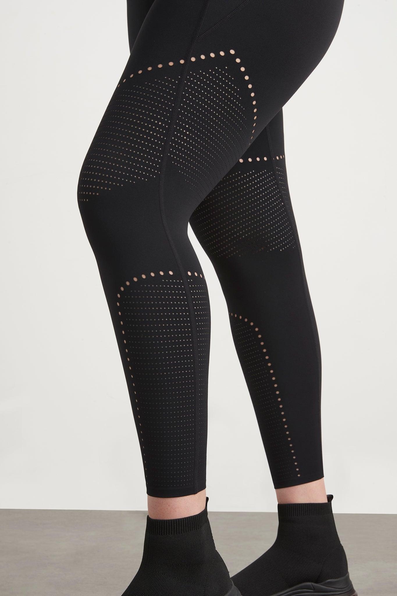High Rise Perforated 7/8 Legging 227 Product Image