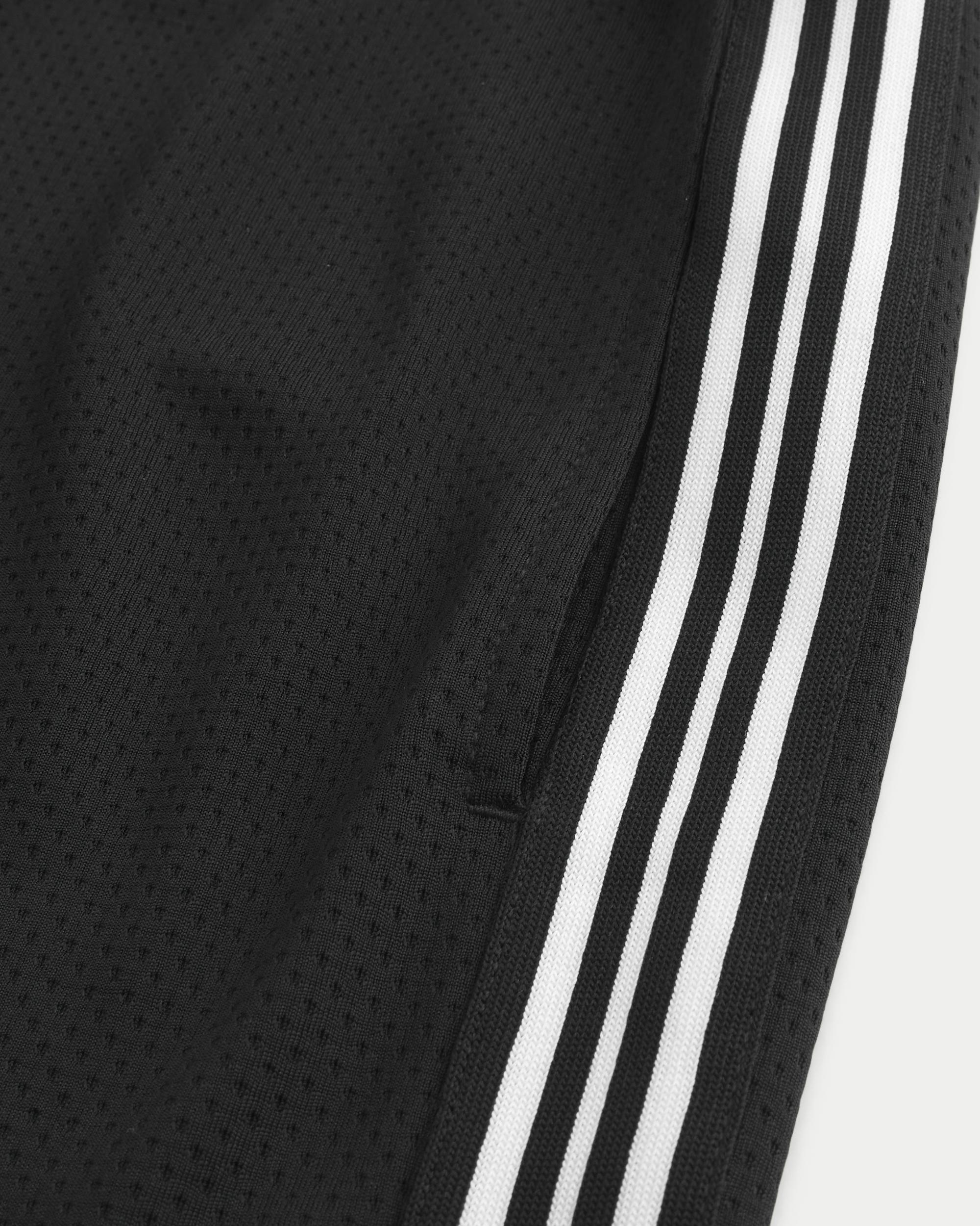 Baggy Basketball Shorts Product Image