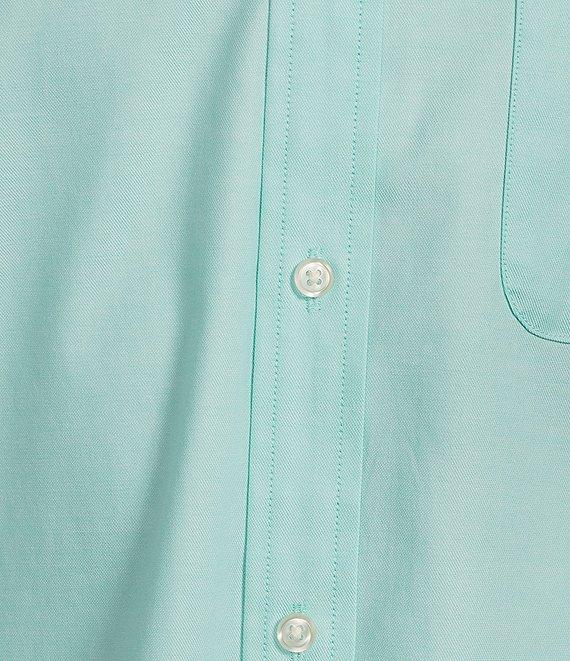 Roundtree & Yorke TravelSmart Easy Care Short Sleeve Solid Sport Shirt Product Image