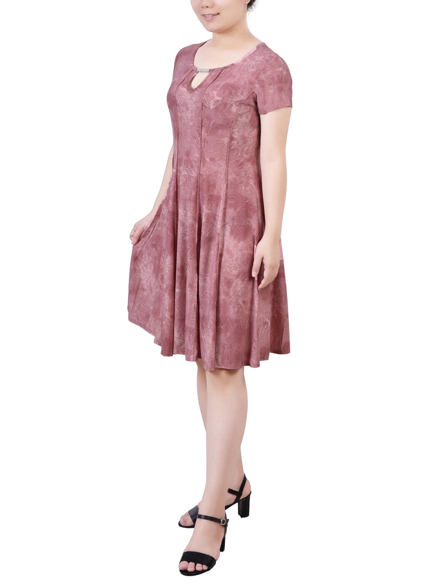 Mauve Tie Dye Short Sleeve Jacquard Knit Seamed Dress Product Image