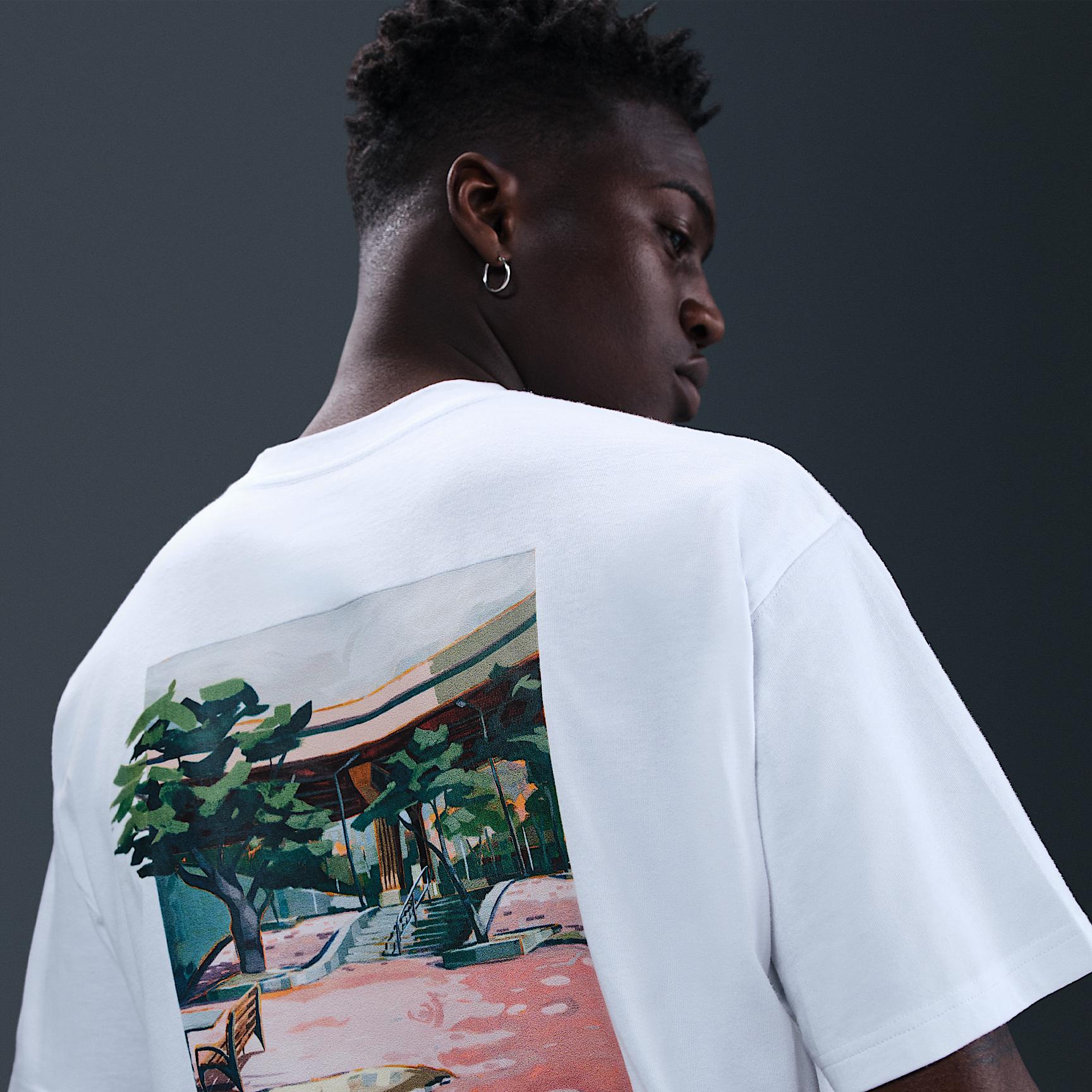 Men's Nike SB Max90 Skate T-Shirt Product Image