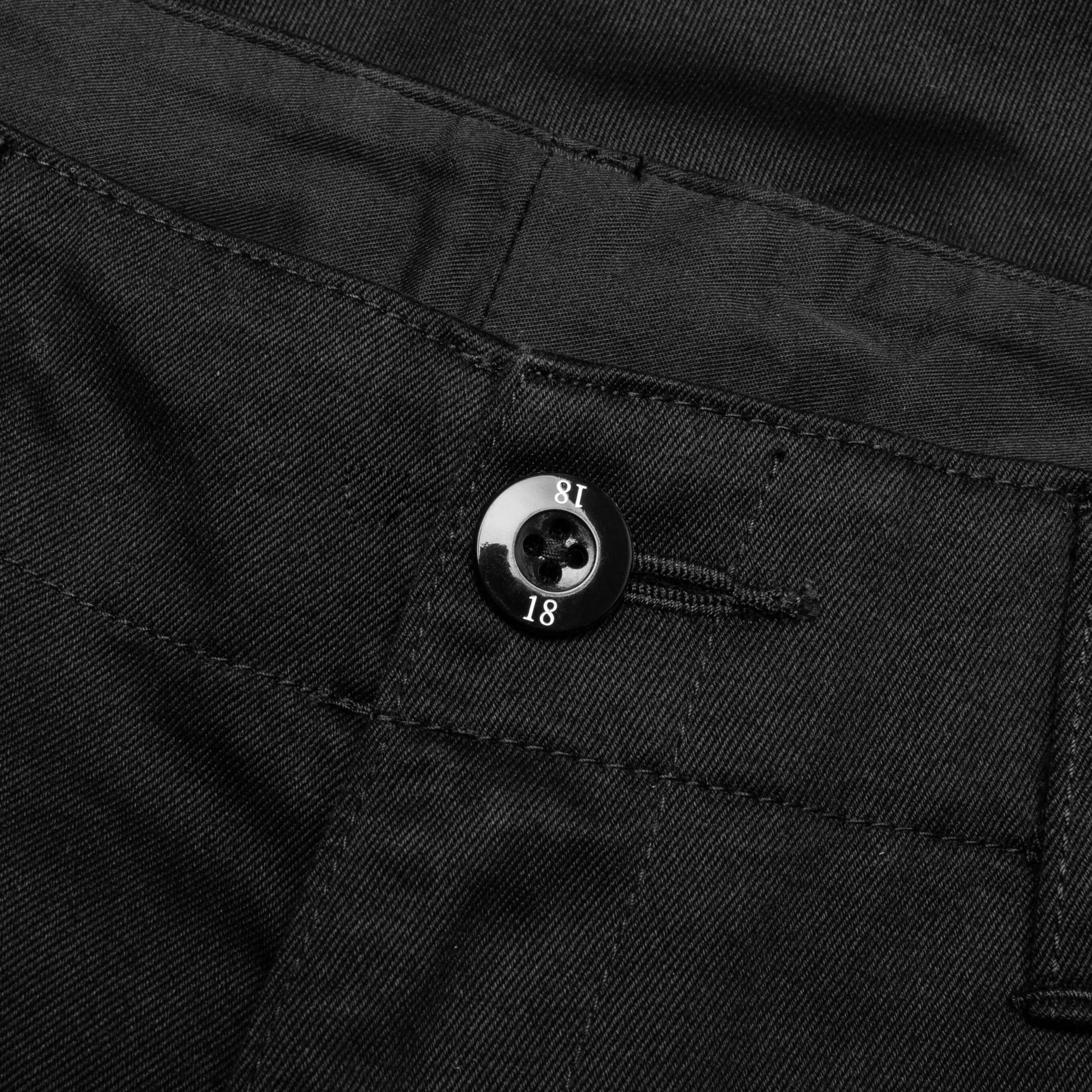 Classic Chino Short Pants - Black Male Product Image