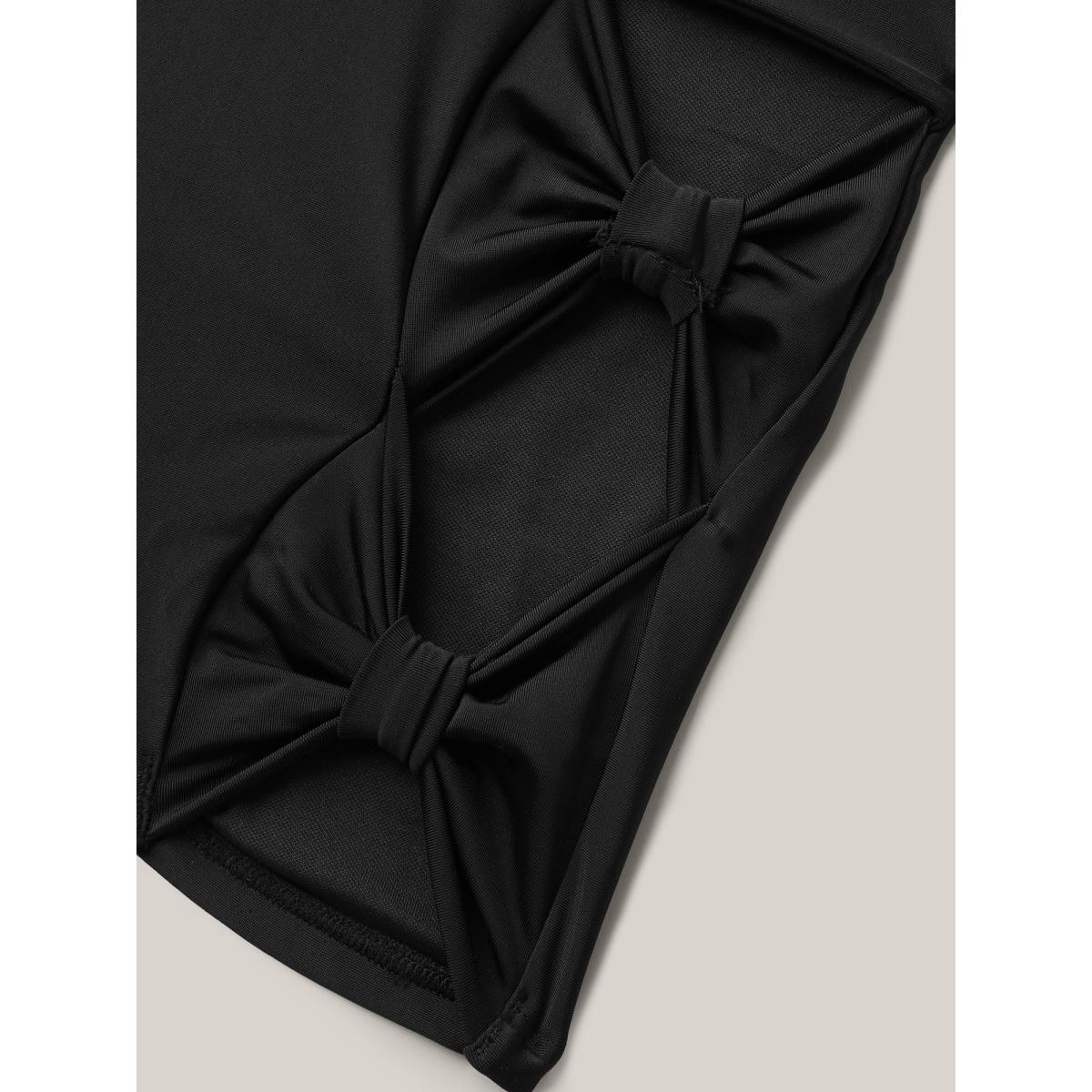 Plus Size Bow Cut-Out Pockets Tight Swim Bottoms Women's Swimwear Black Resort Cut-Out High stretch Skinny High Rise Patch pocket Curve Swim Bottoms BloomChic 10/M Product Image