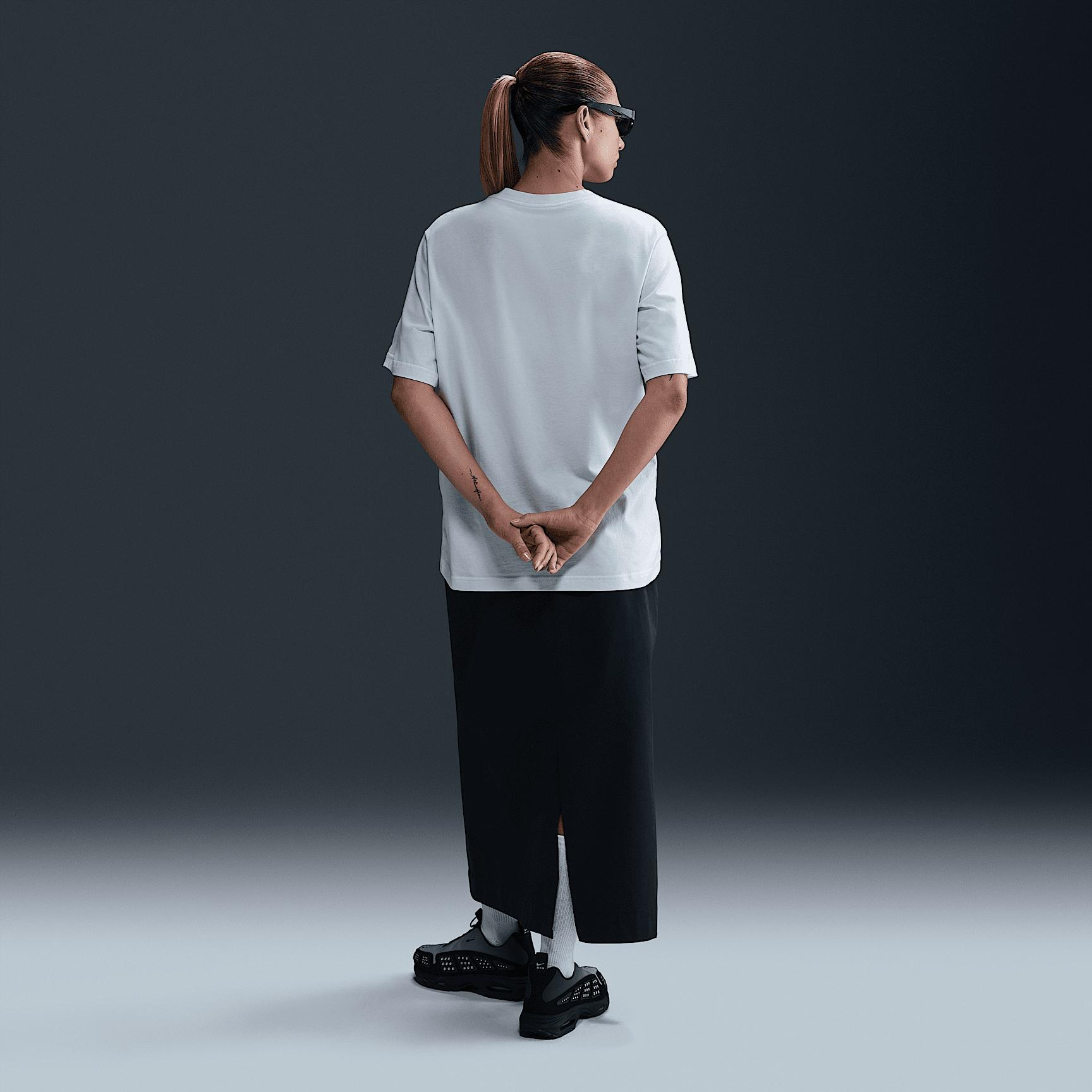 Womens Nike Sportswear Essential T-Shirt | FD4149-423 Product Image