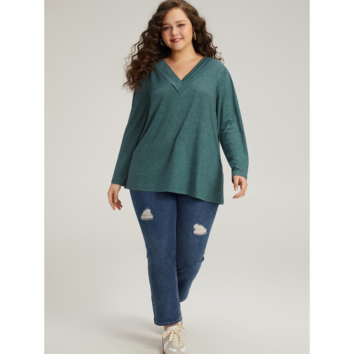 Plus Size Plain Heather Pleated V Neck T-shirt DarkGreen Women Casual Plain Plain V-neck Dailywear T-shirts BloomChic 12/L Product Image