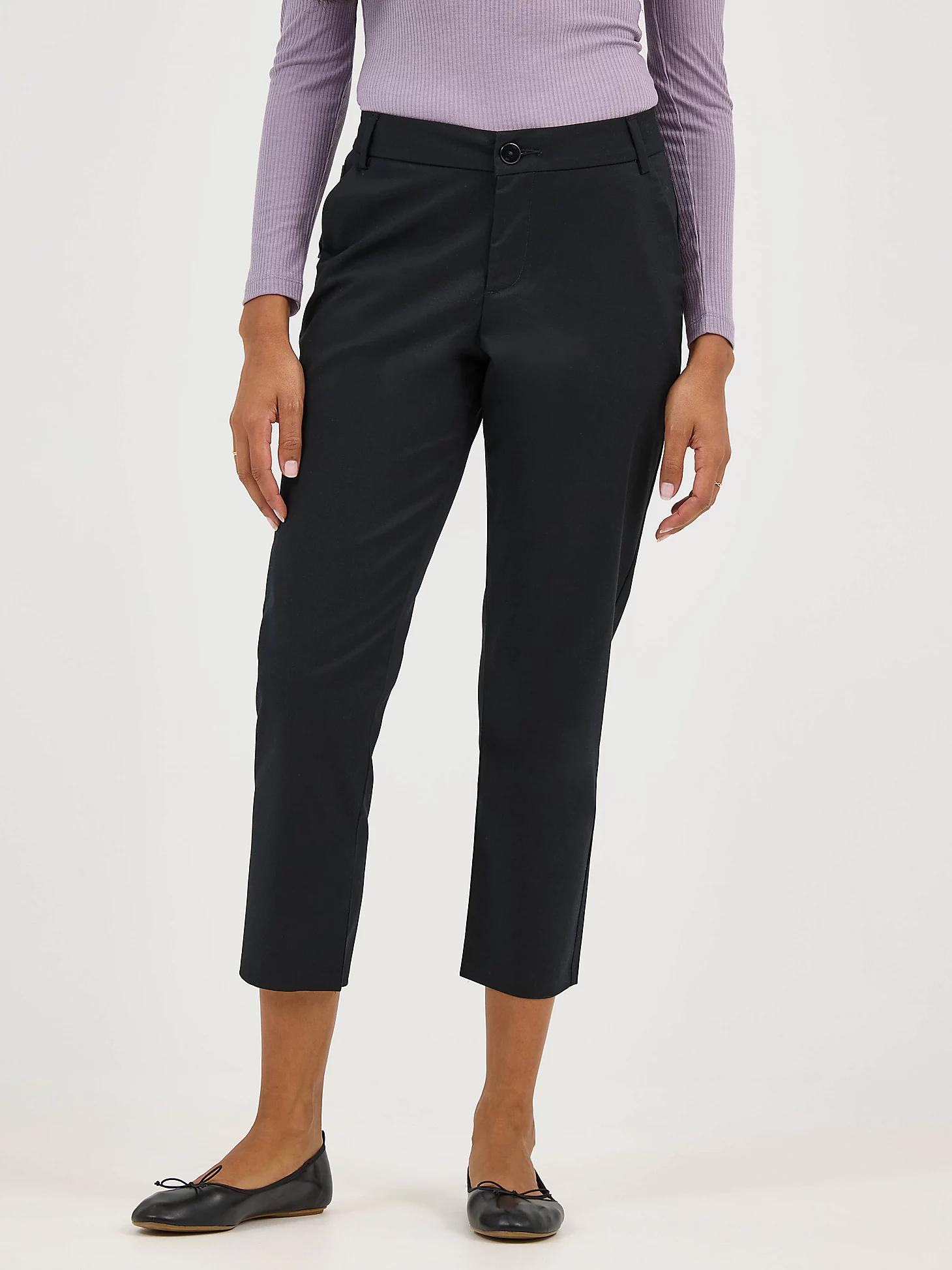 Women's Wrinkle Free Capri | Women's Capris & Crops | Lee® Product Image