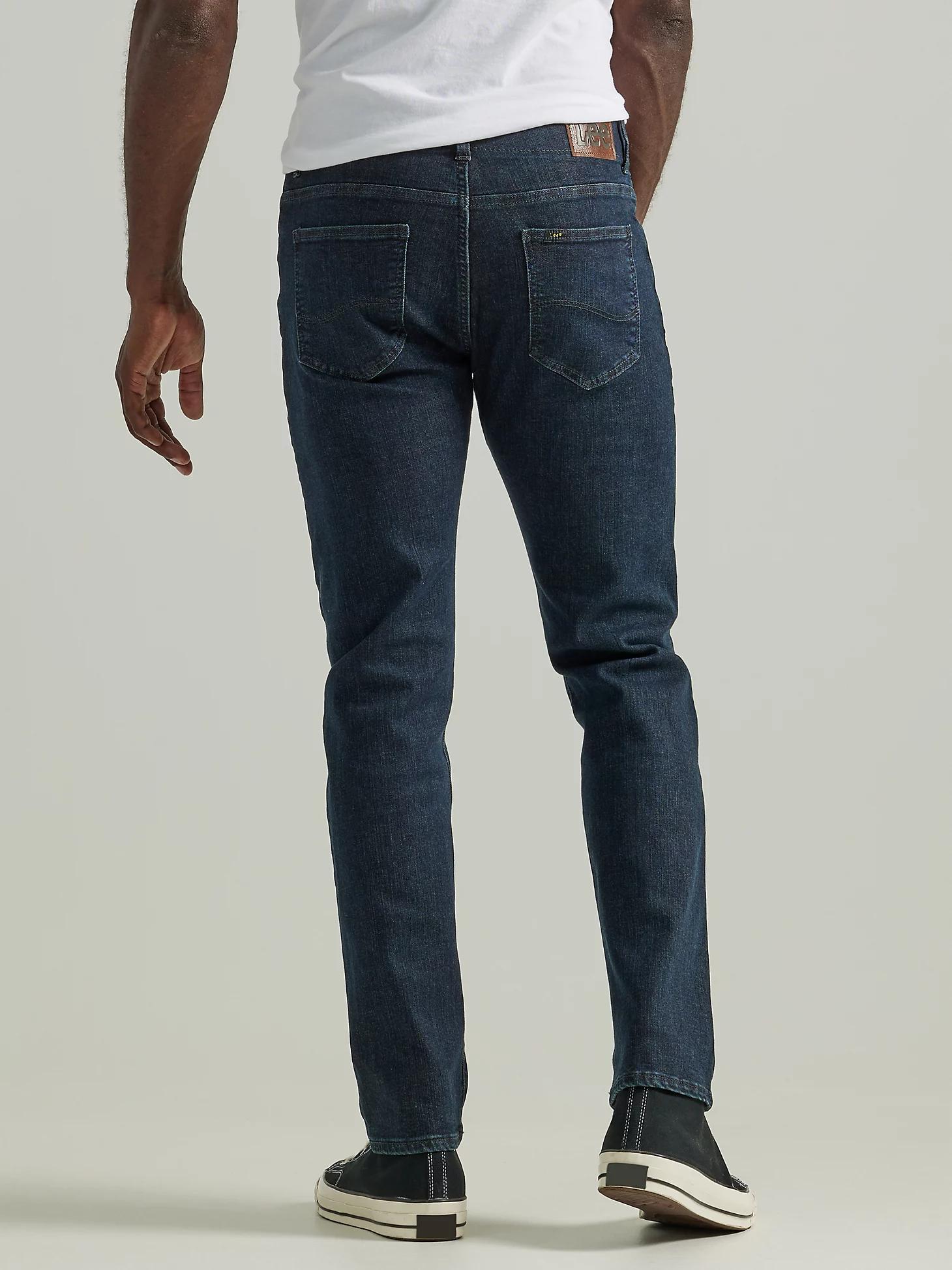 Men's Extreme Motion Slim Straight Jean | Lee® Product Image