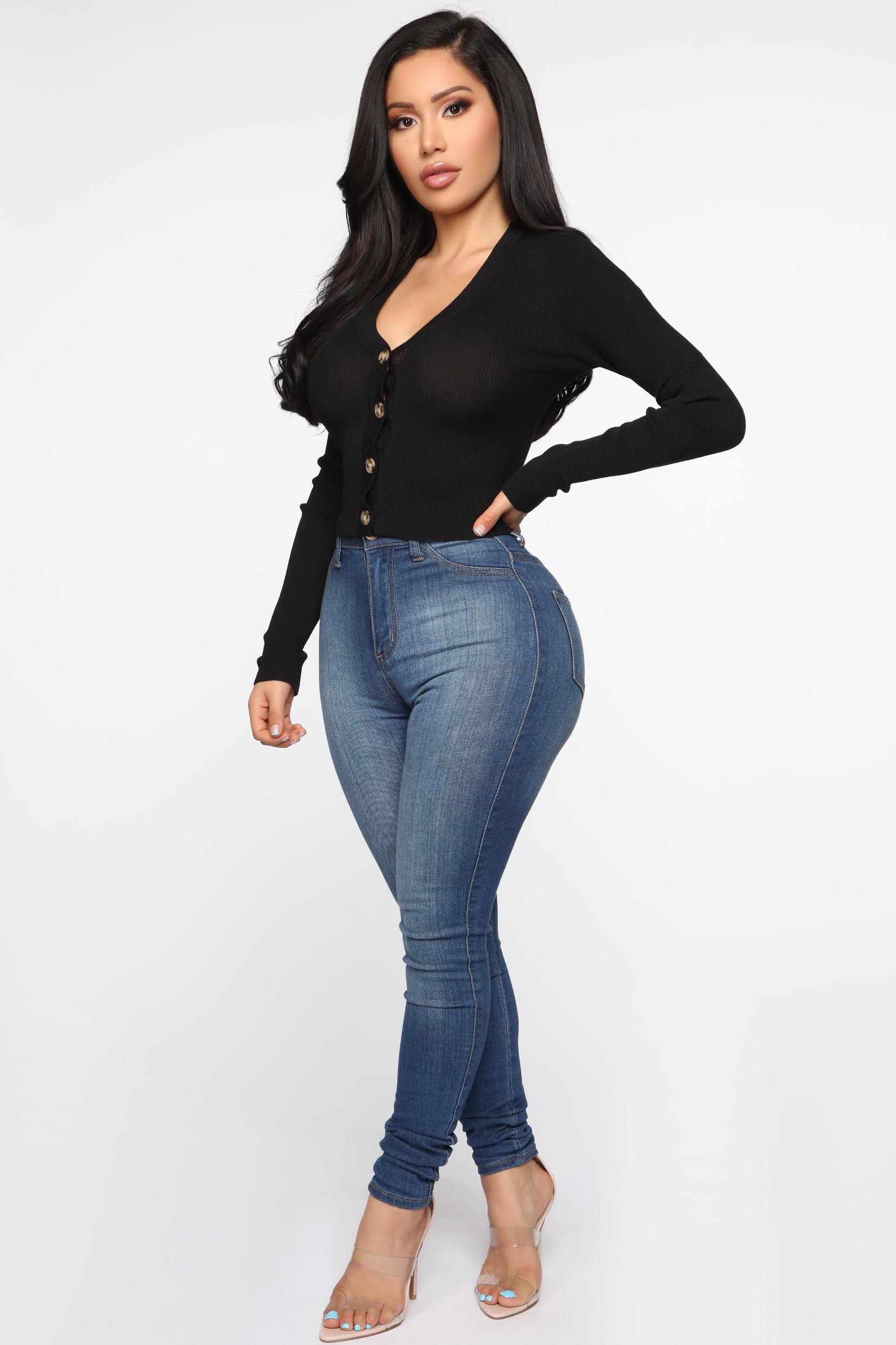 Kassie Button Cropped Cardigan Sweater - Black Product Image