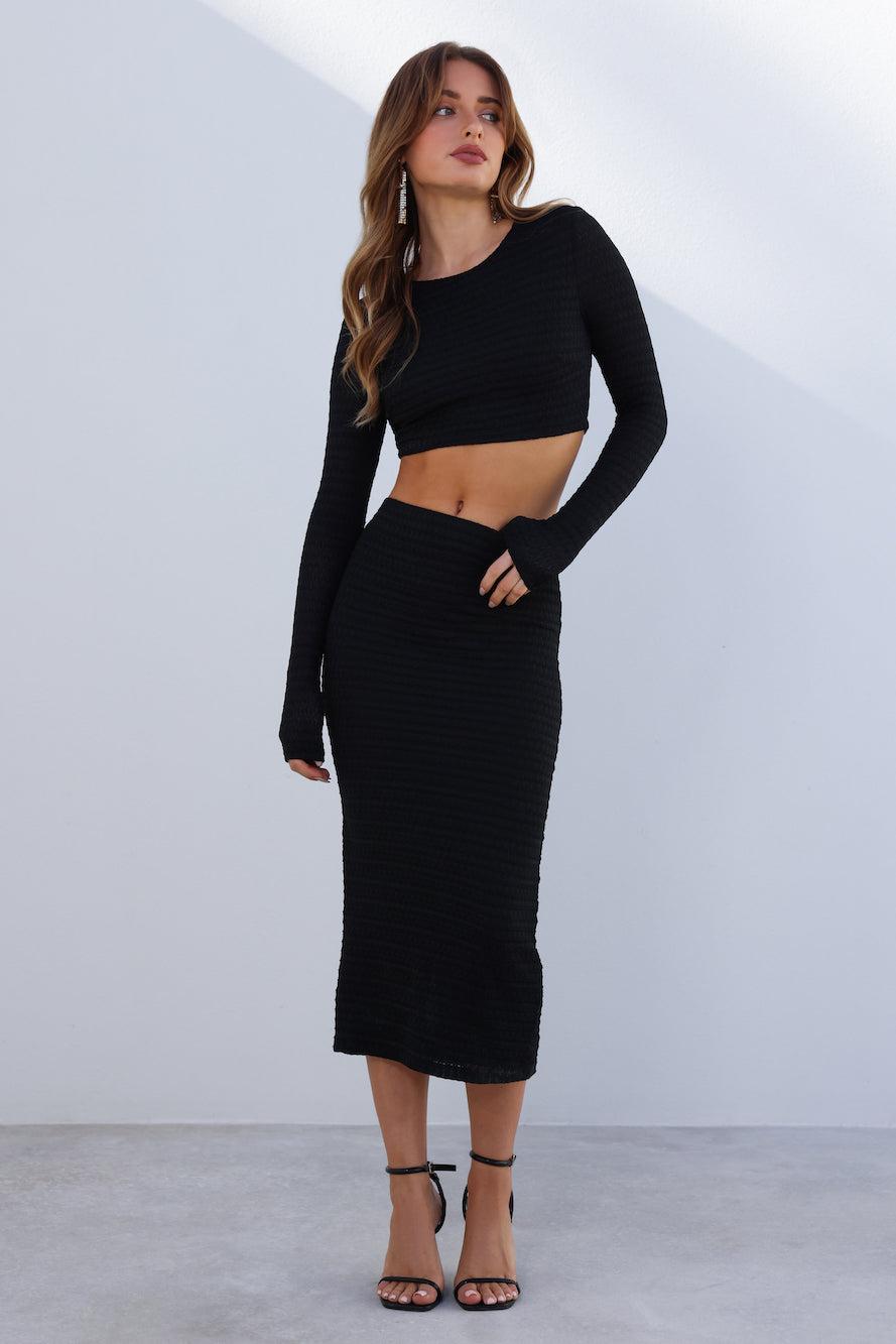 Island At Dusk Crop Top Black Product Image
