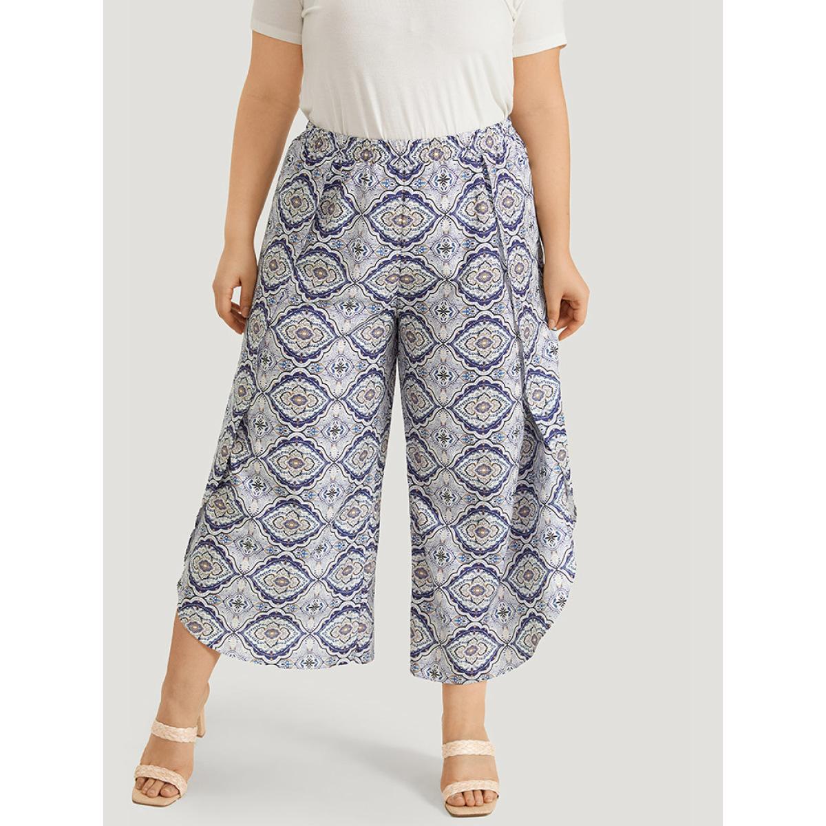 Plus Size Bandana Pocket Wrap Hem Elastic Waist Pants Women Blue Vacation High Rise Dailywear Pants BloomChic 10/M Product Image