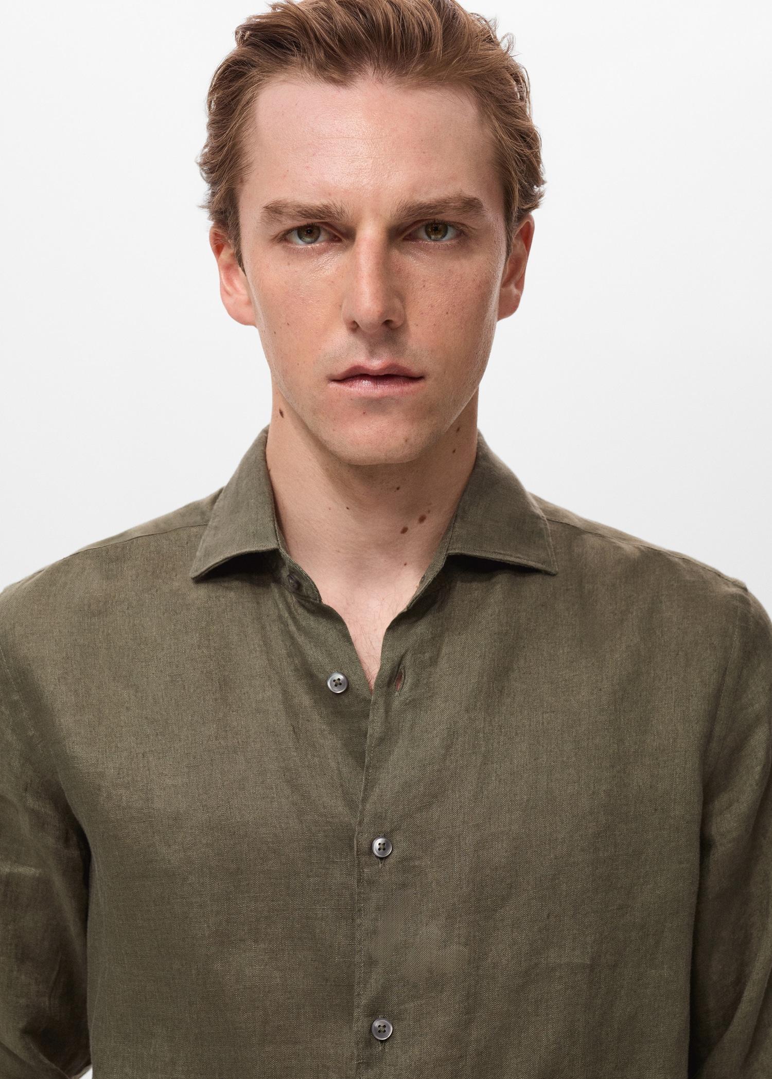 100% linen slim-fit shirt - Men | MANGO USA Product Image