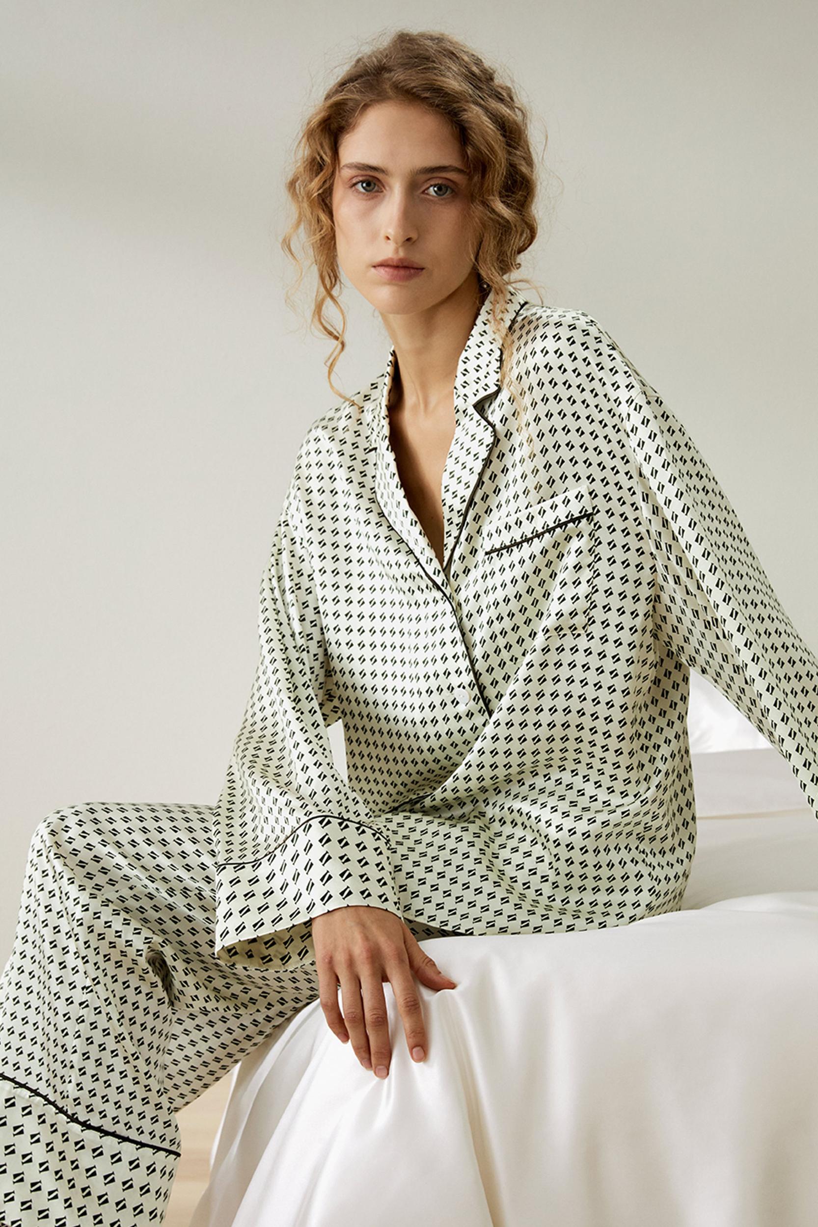 Pena Pajamas Set Product Image
