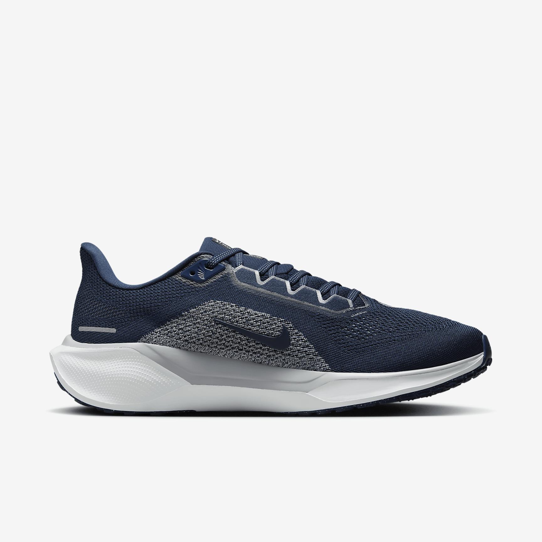 Penn State Pegasus 41 Men's Nike College Road Running Shoes Product Image