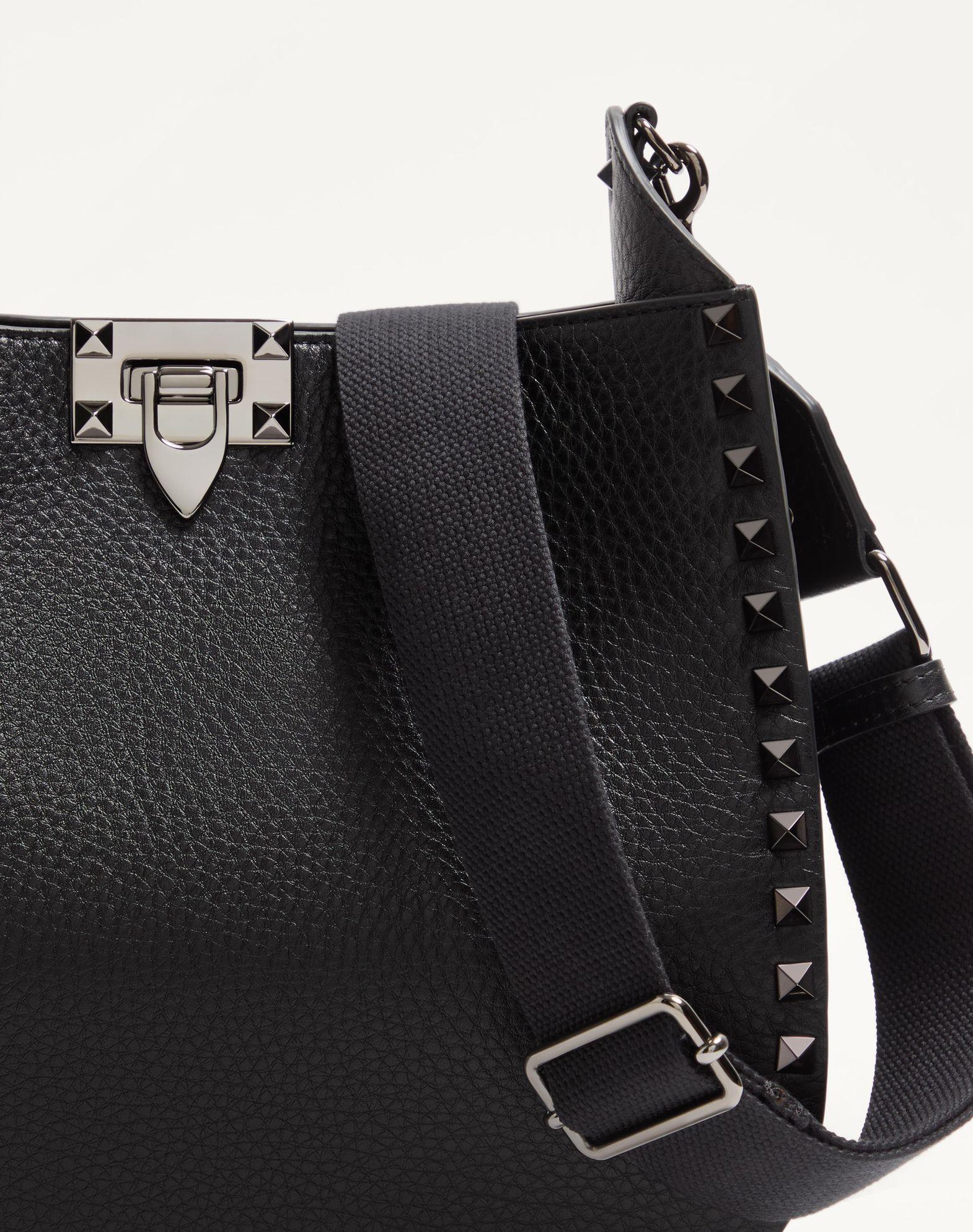 VALENTINO GARAVANI ROCKSTUD HOBO BAG IN GRAINY CALFSKIN  Product Image