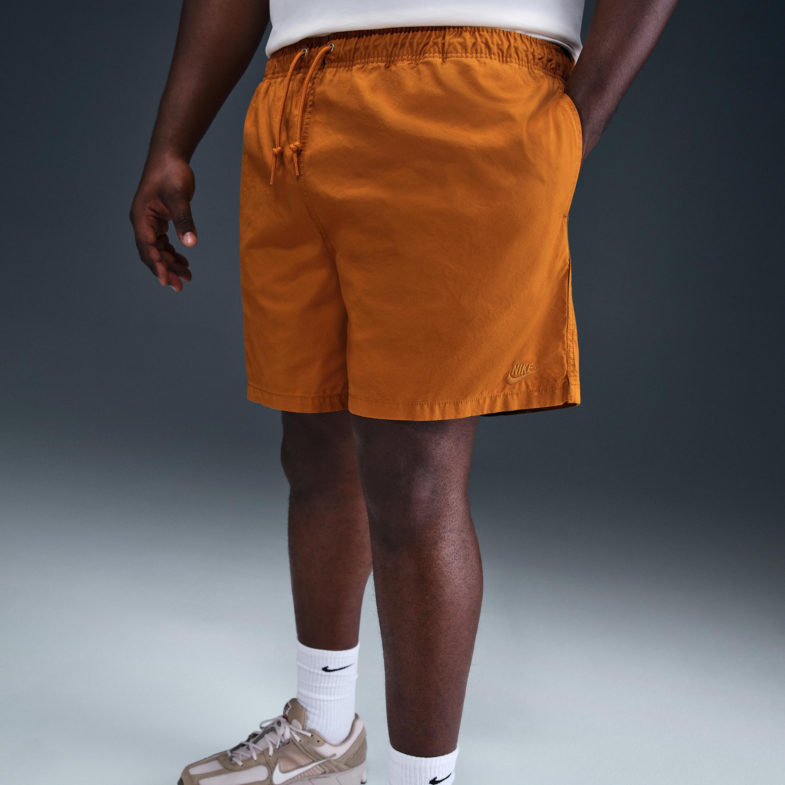 Nike Mens Club Flow Shorts | HJ1946-815 Product Image