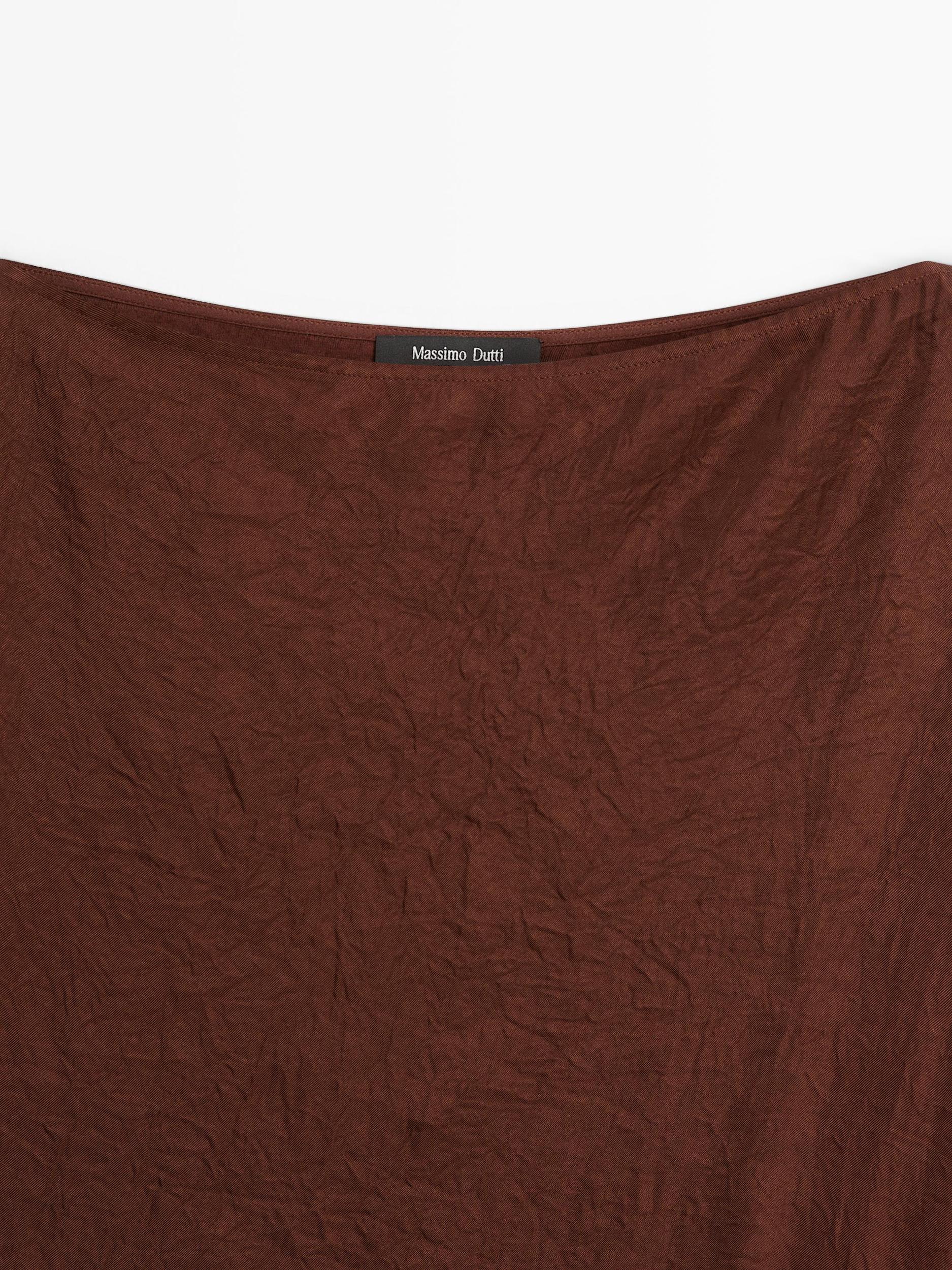 Long dress with gathered waist detail Product Image