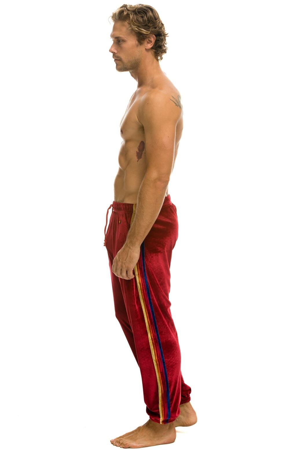 CLASSIC VELVET SWEATPANTS - RED Male Product Image