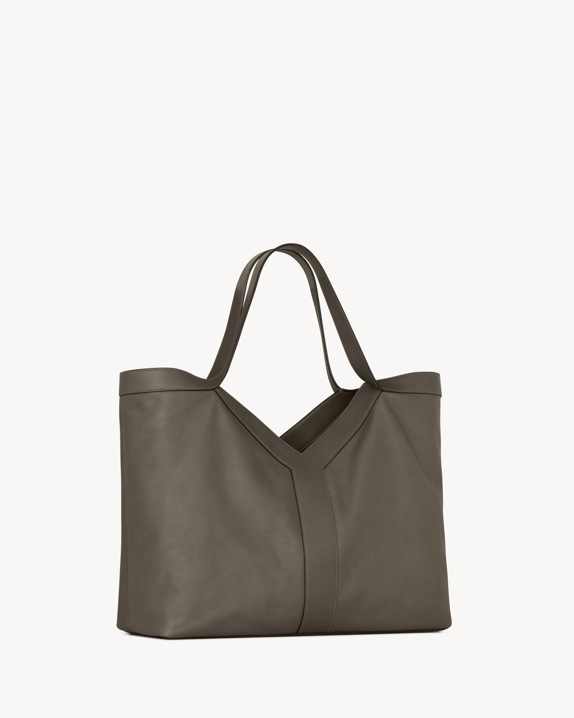 Y Large tote in smooth leather Product Image