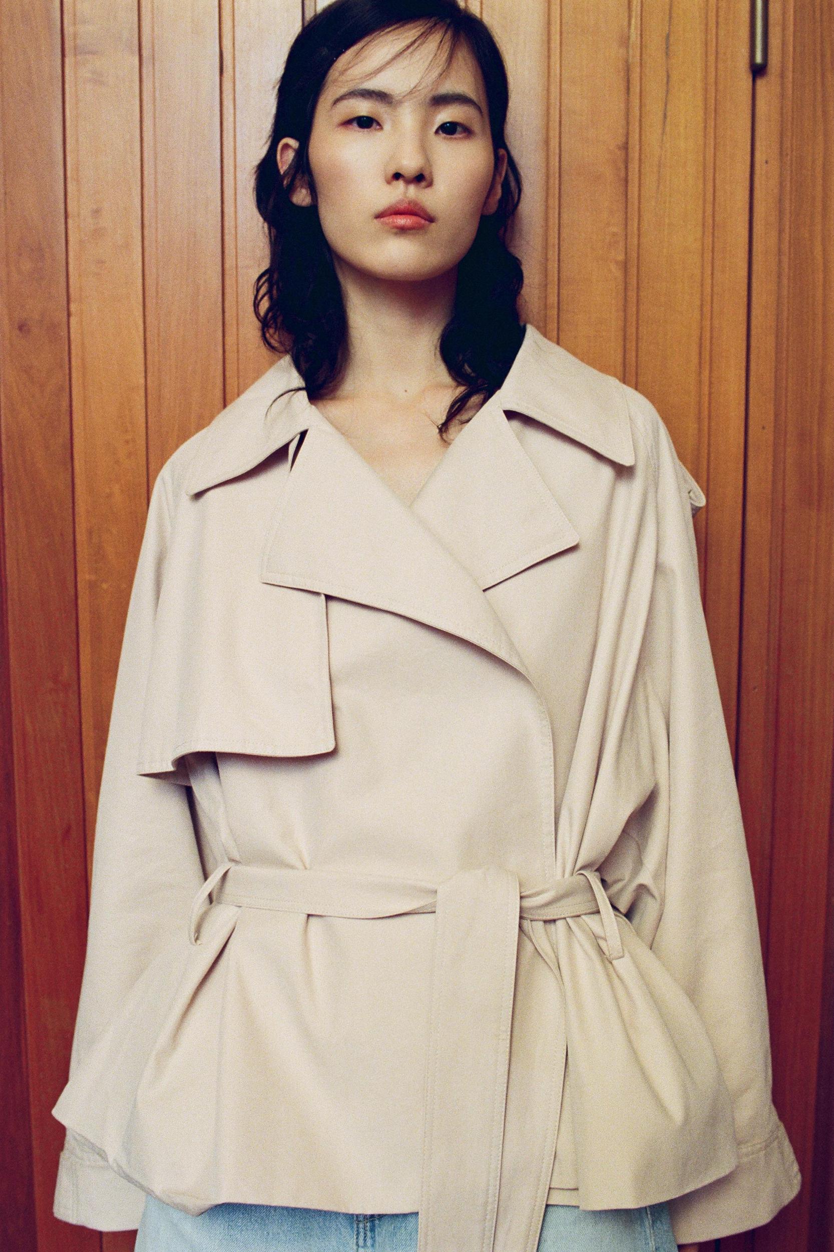 SHORT BELTED TRENCH COAT Product Image