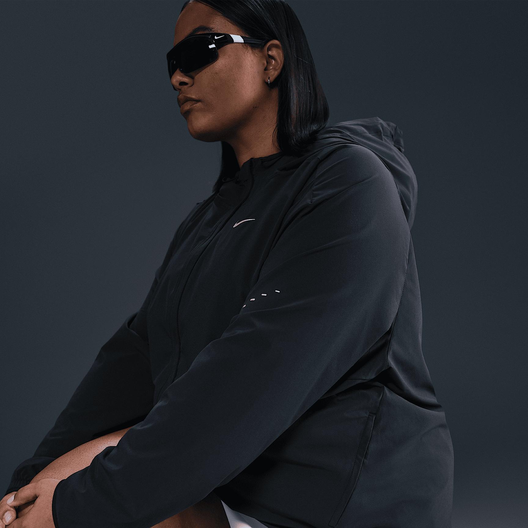 Nike Womens Swift Repel Packable Running Jacket (Plus Size) | HQ0652-010 Product Image