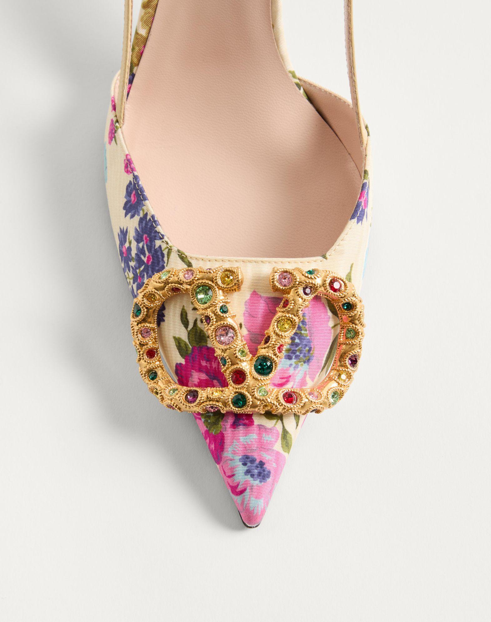 VLogo Signature Slingback Pumps in Papier Floral Moiré Fabric 80mm Product Image