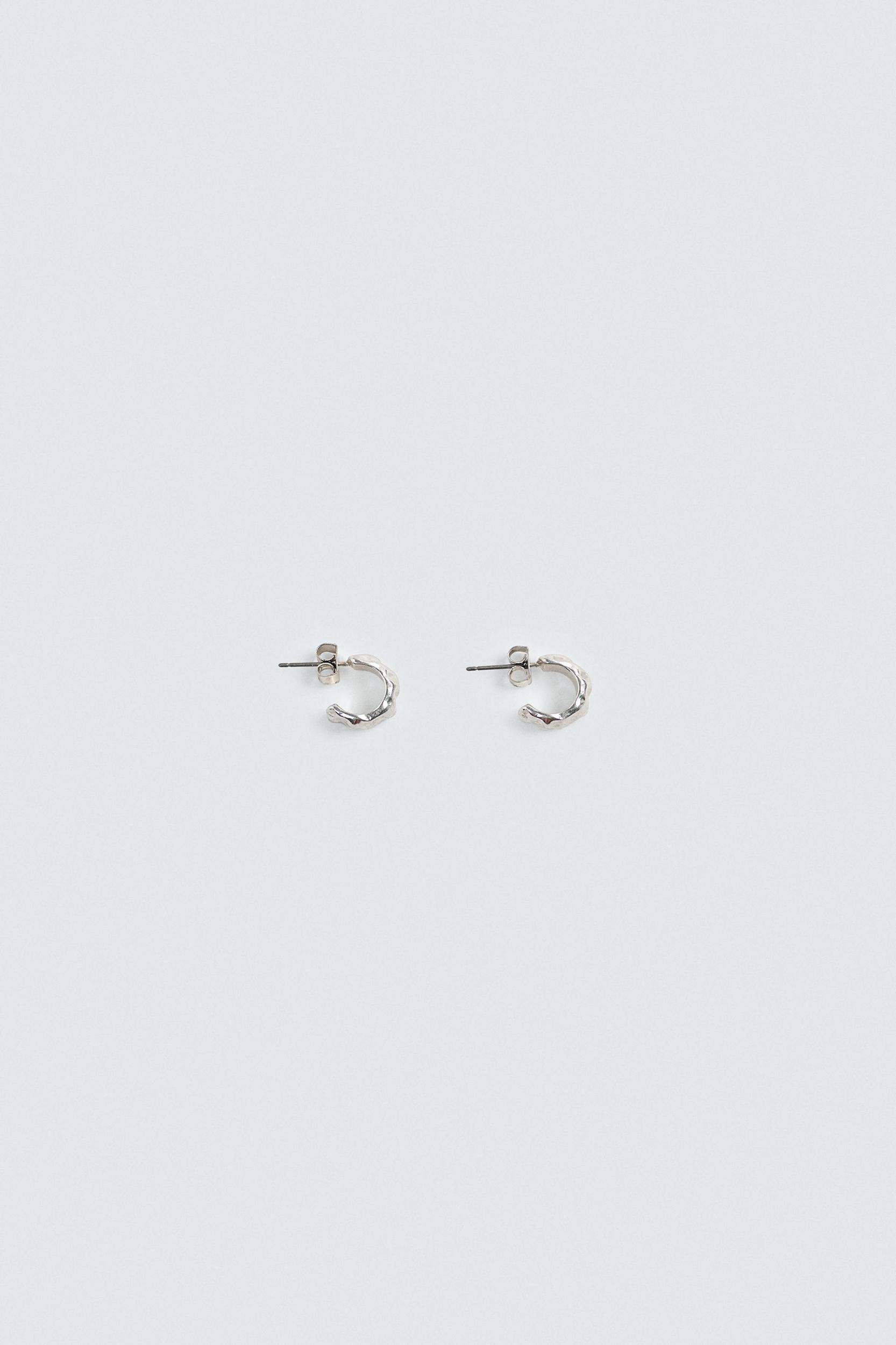 IRREGULAR HOOP EARRINGS Product Image