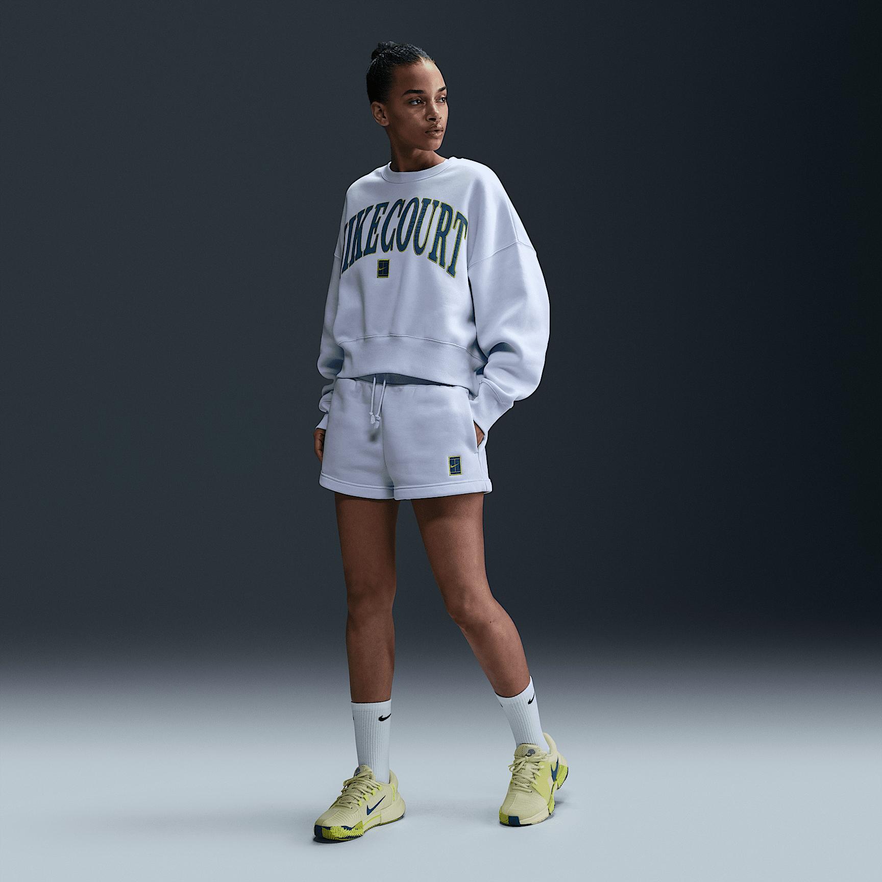 NikeCourt Phoenix Fleece Women's High-Waisted Loose Shorts Product Image