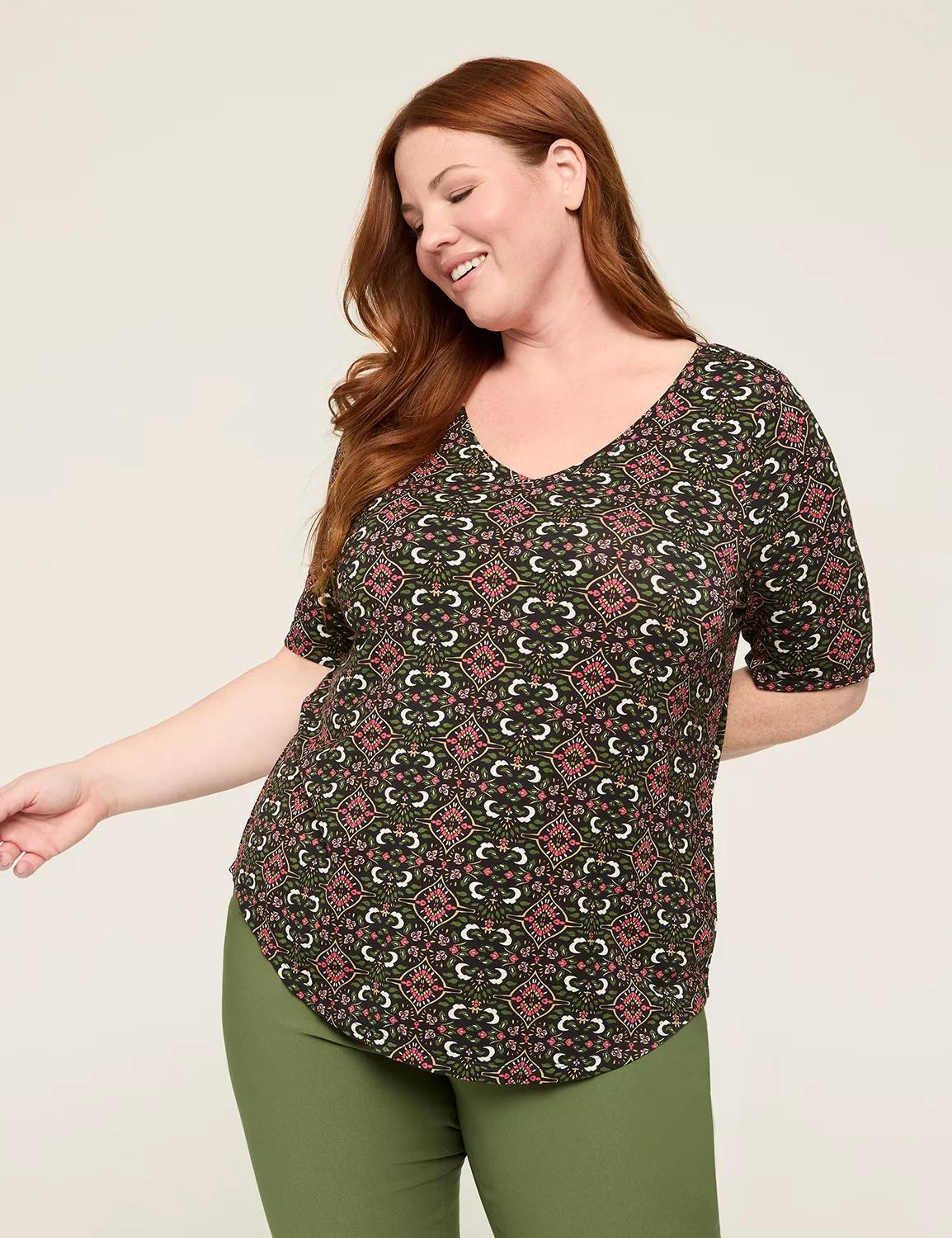 Perfect Sleeve V-Neck Curved-Hem Tee Product Image