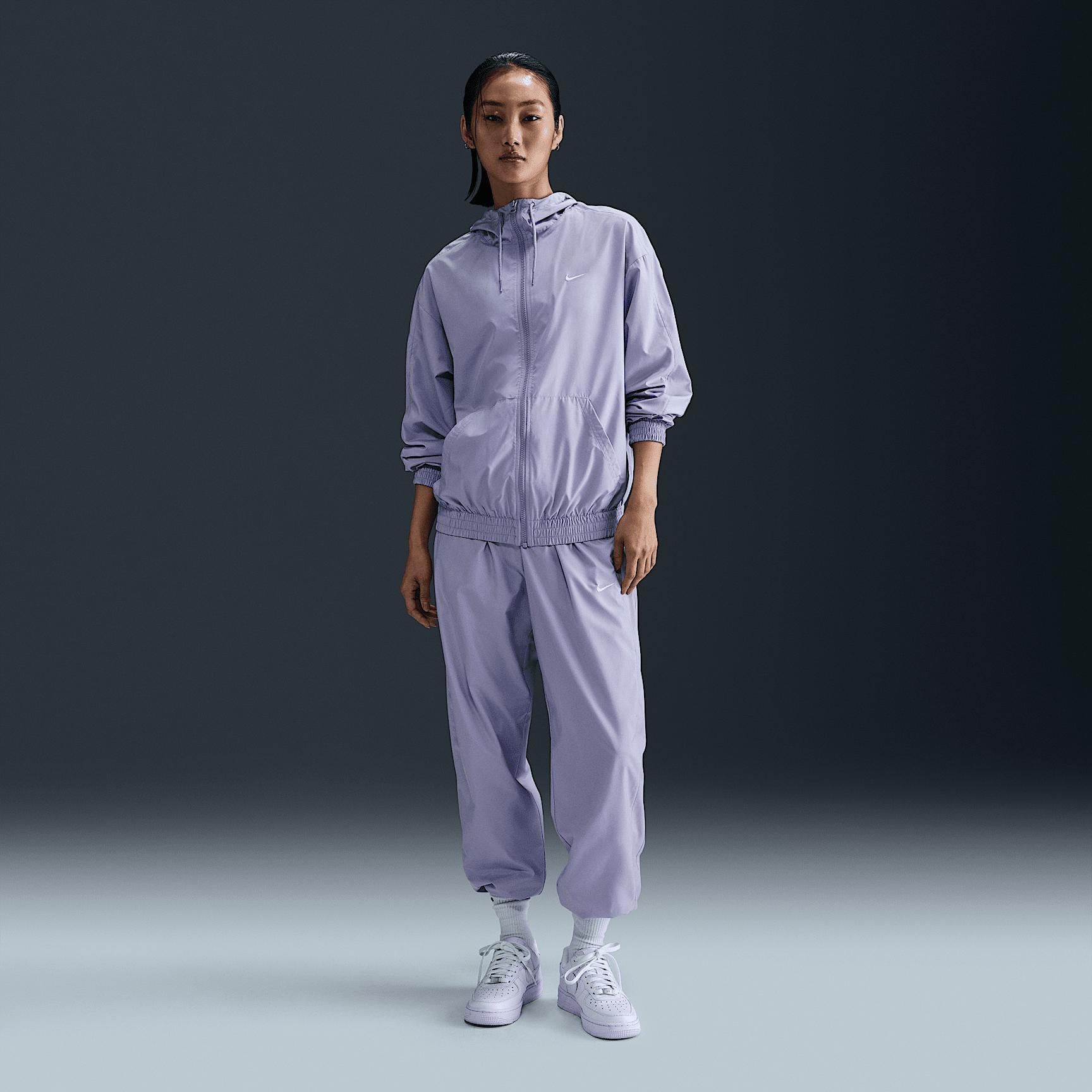 Nike Sportswear Classic Wovens Women's Loose UV Hooded Jacket Product Image