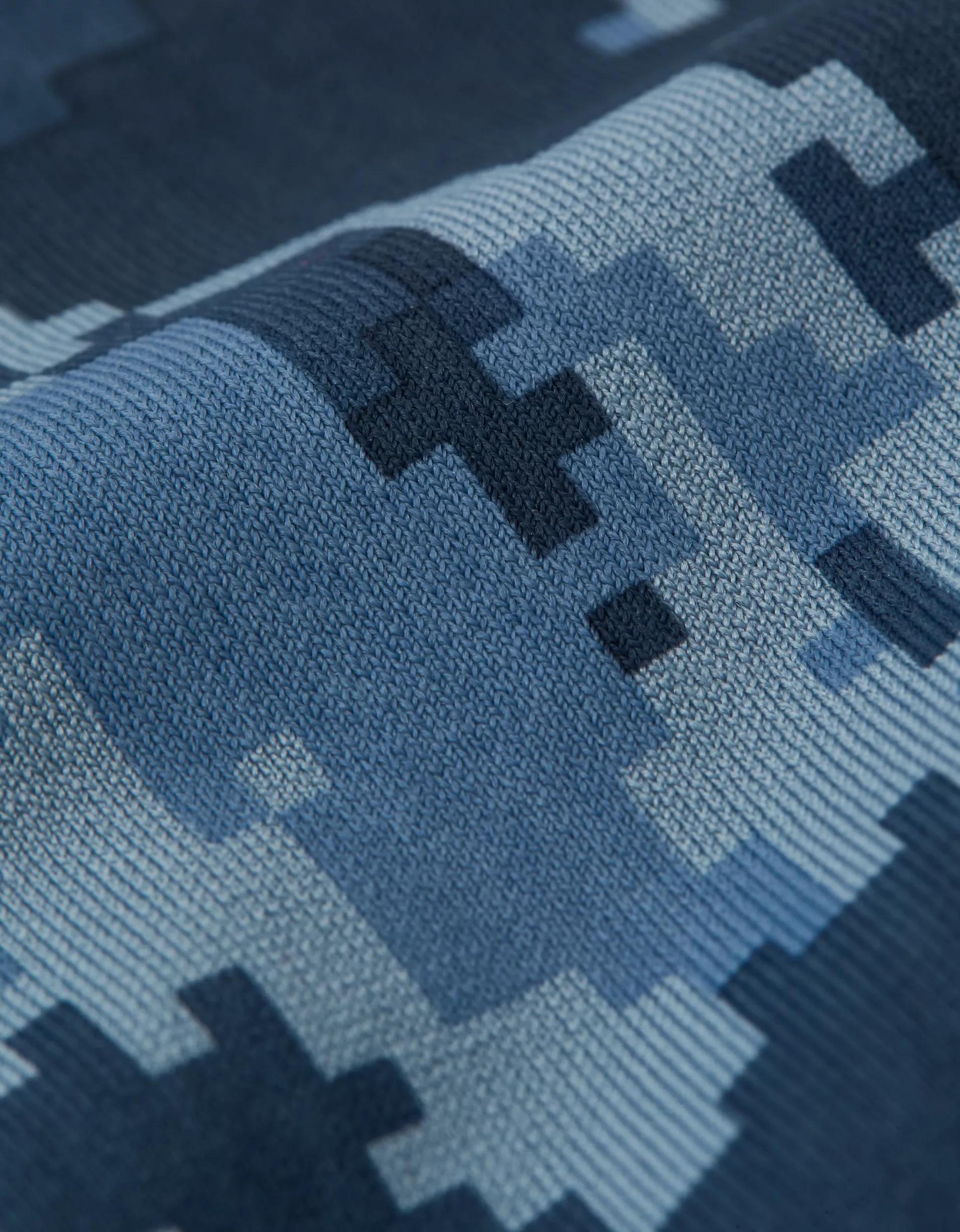 AEO Men's Camo 4.5" StealthMode Boxer Brief Product Image