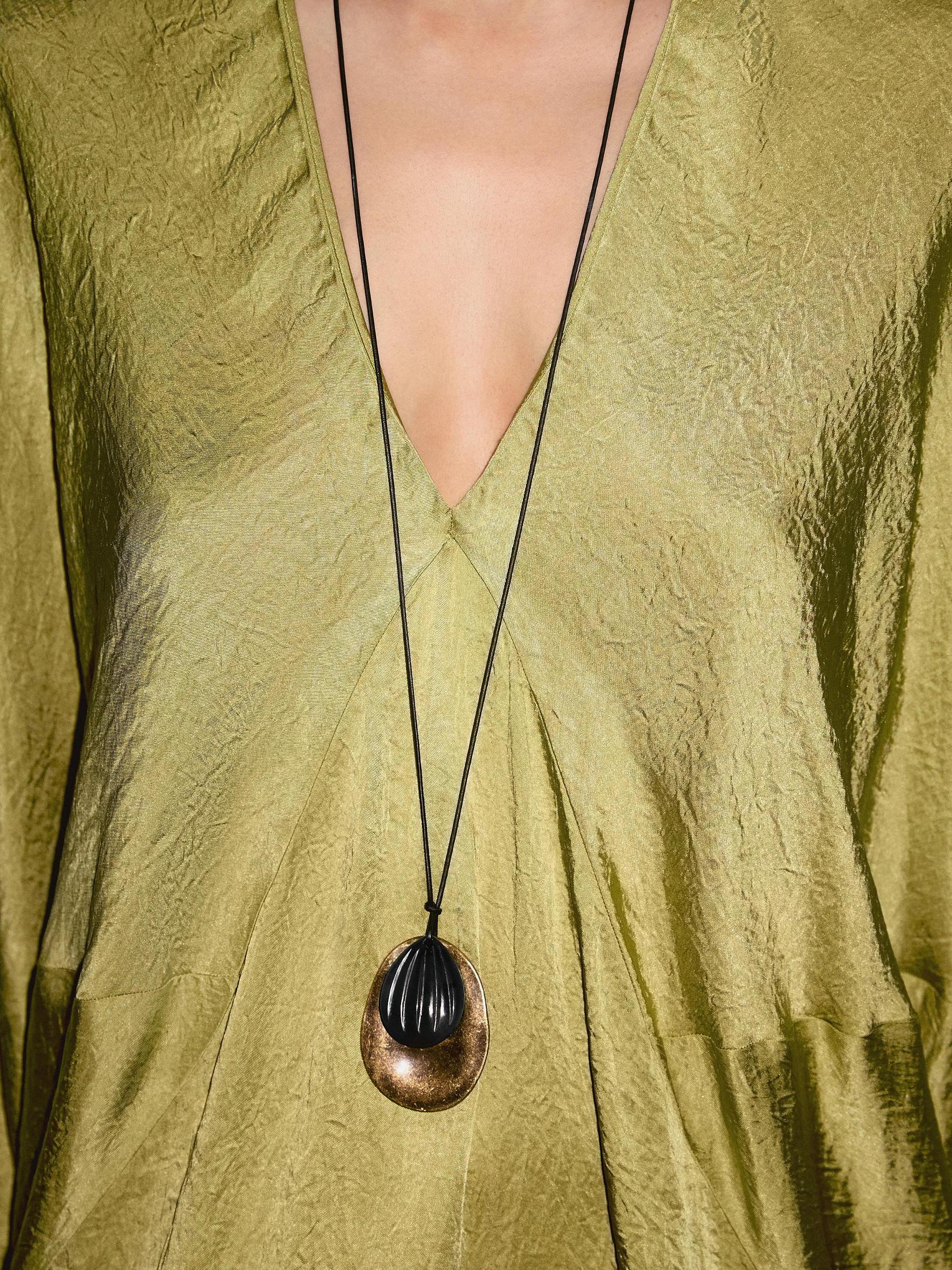 Flowing satin kimono dress - STUDIO Product Image