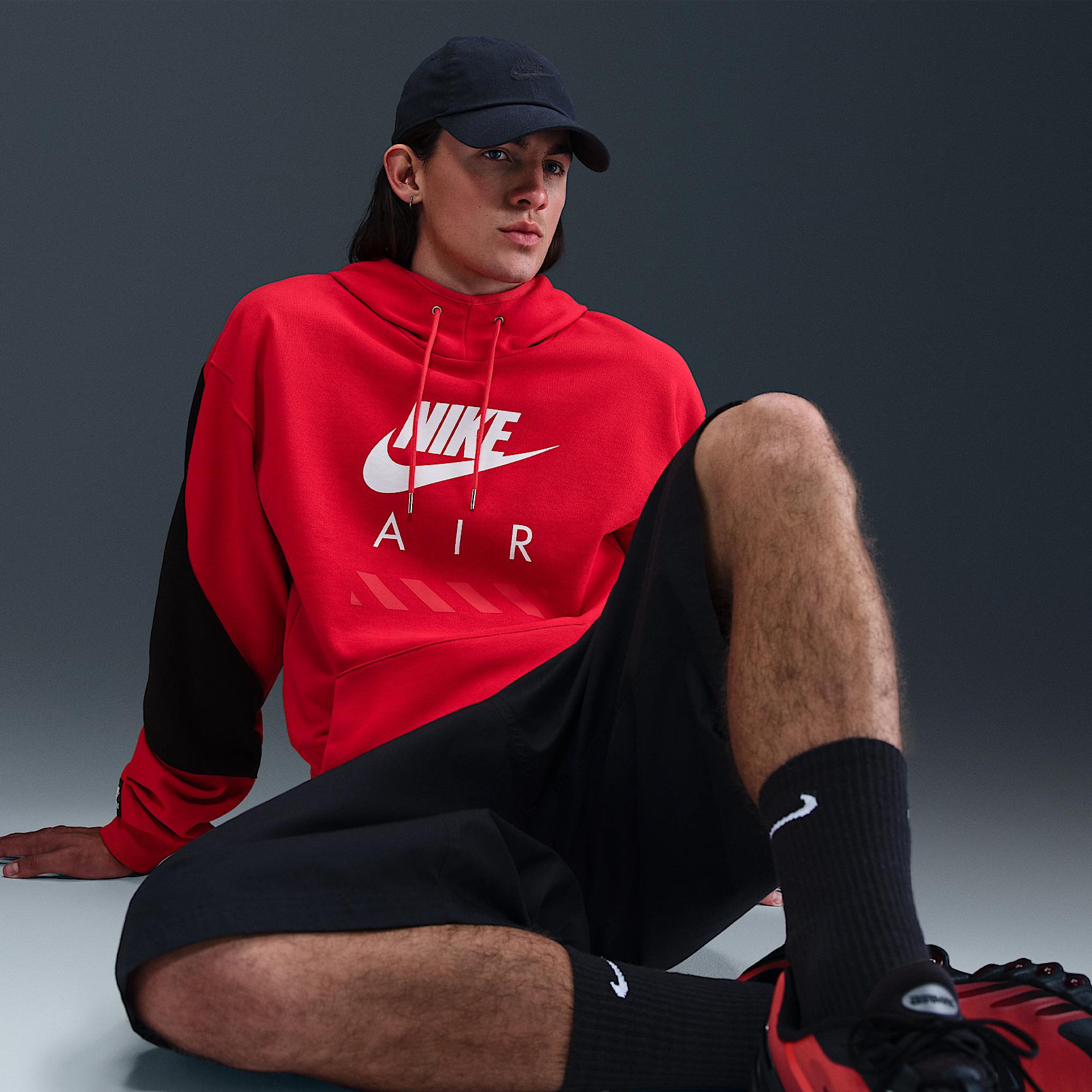 Nike Air Men's Fleece Pullover Hoodie Product Image