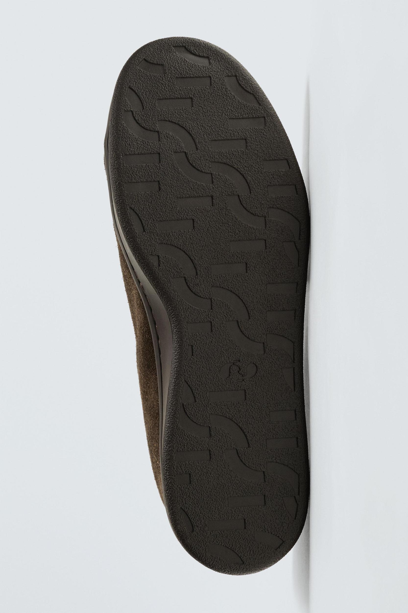 LEATHER BOAT SHOES Product Image