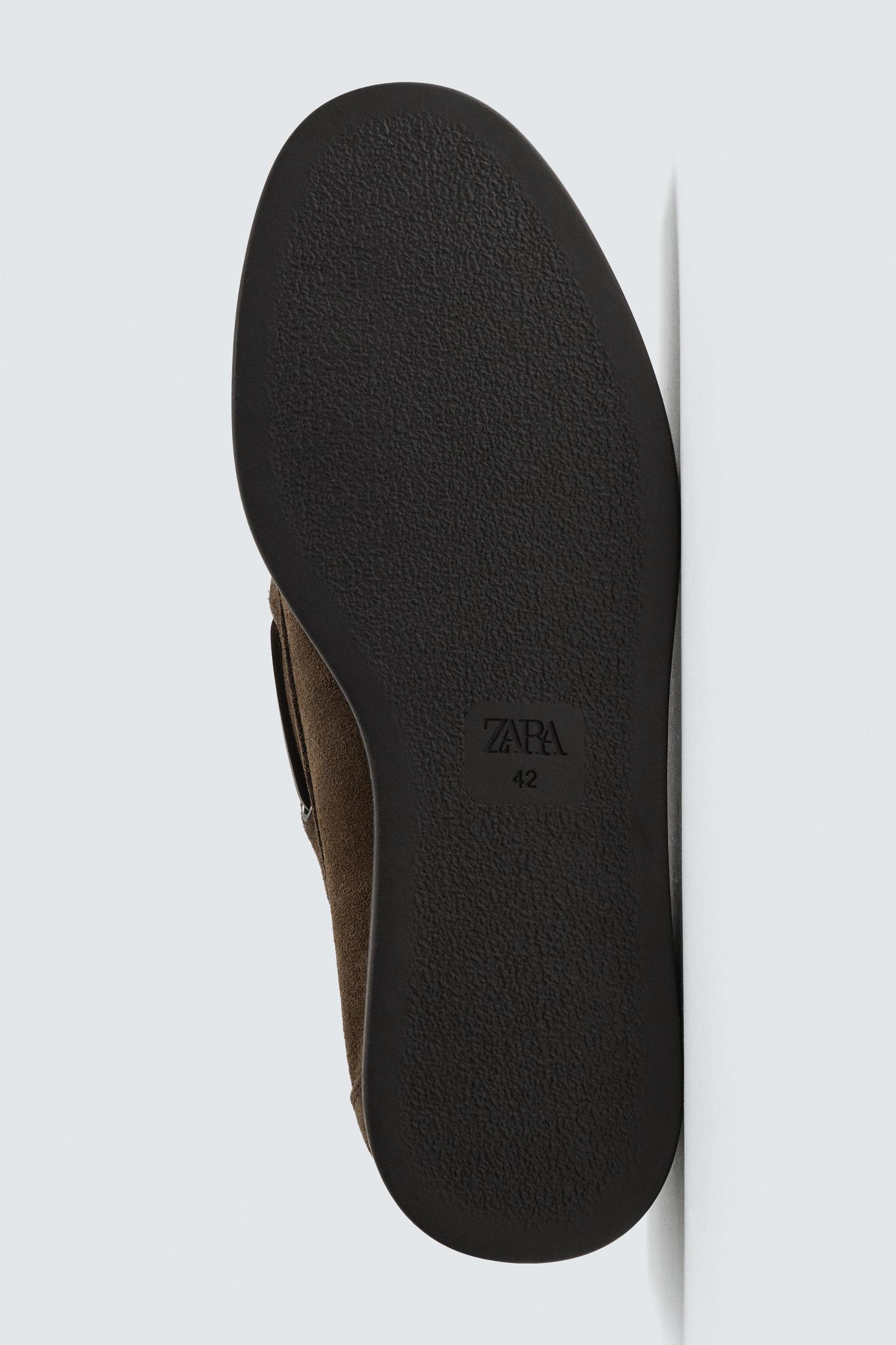 CASUAL LEATHER BOAT SHOES Product Image
