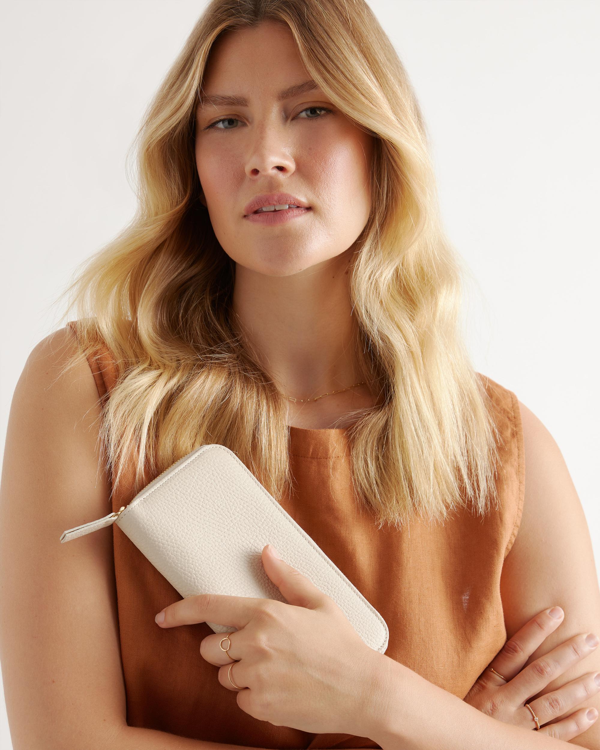 Quince | Women's Italian Pebbled Leather Continental Wallet Italian Leather Product Image